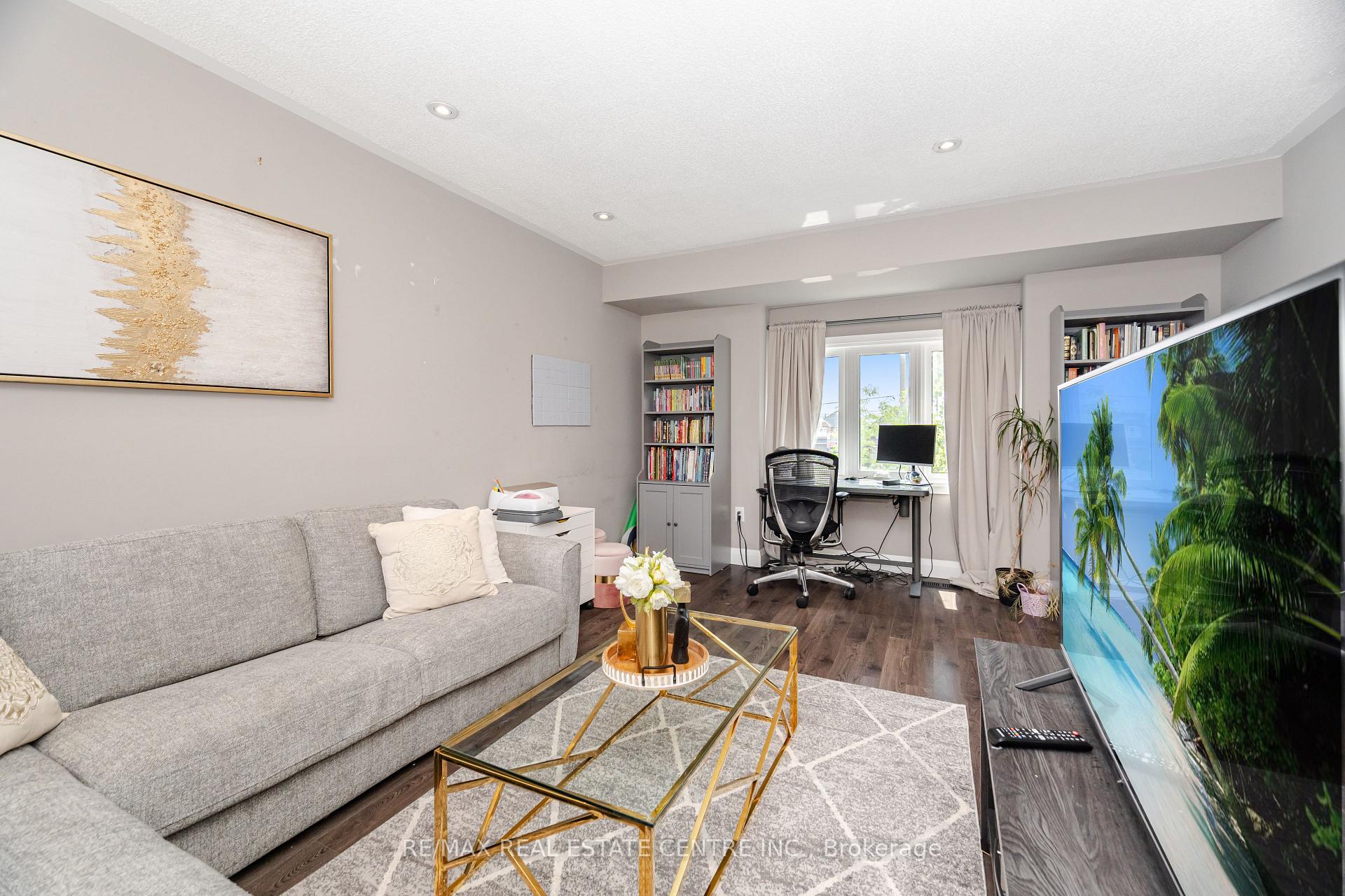 Photo 26 of 43 Ashbrook Way, Brampton, Fletcher's West — HOMEH