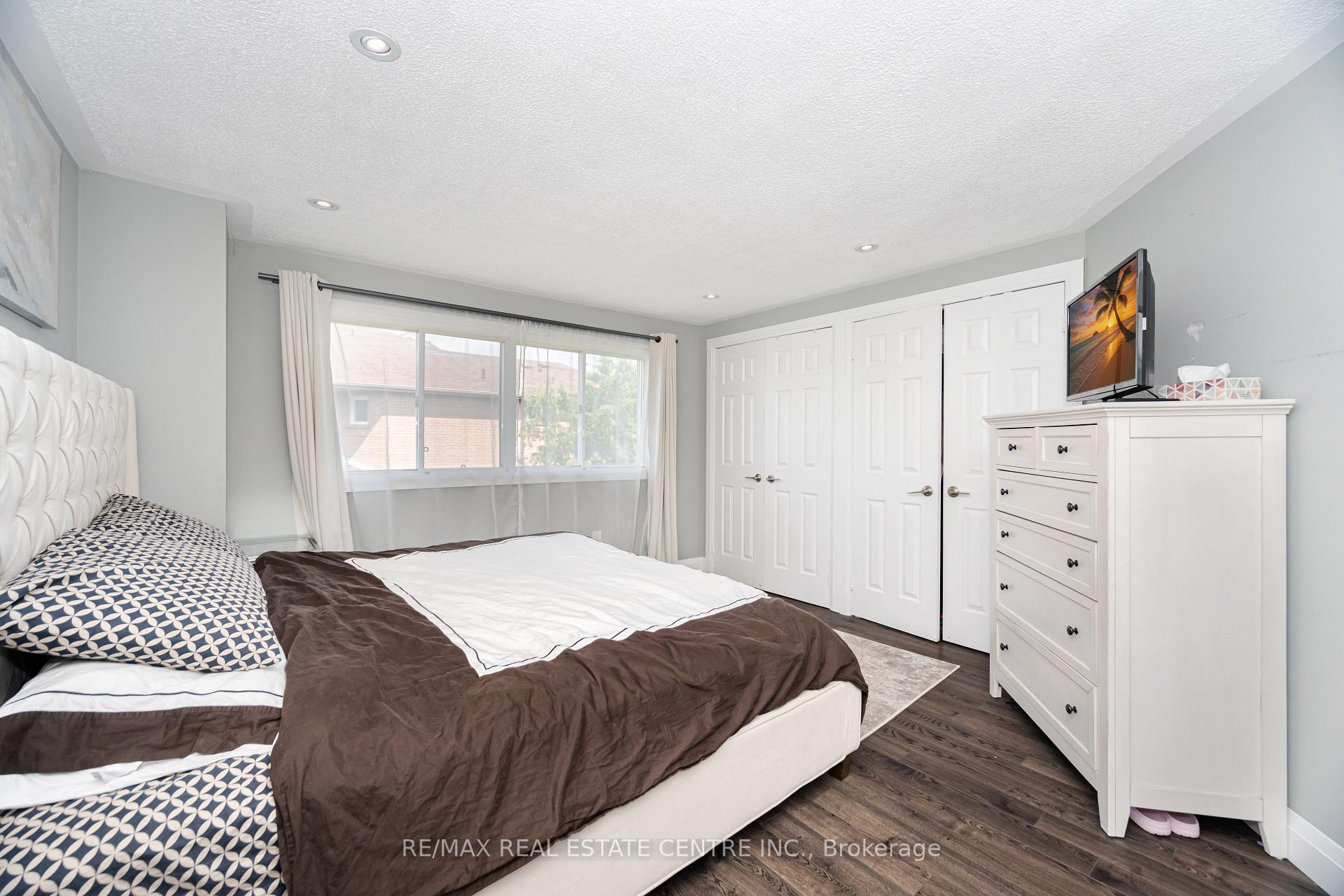 Photo 30 of 43 Ashbrook Way, Brampton, Fletcher's West — HOMEH