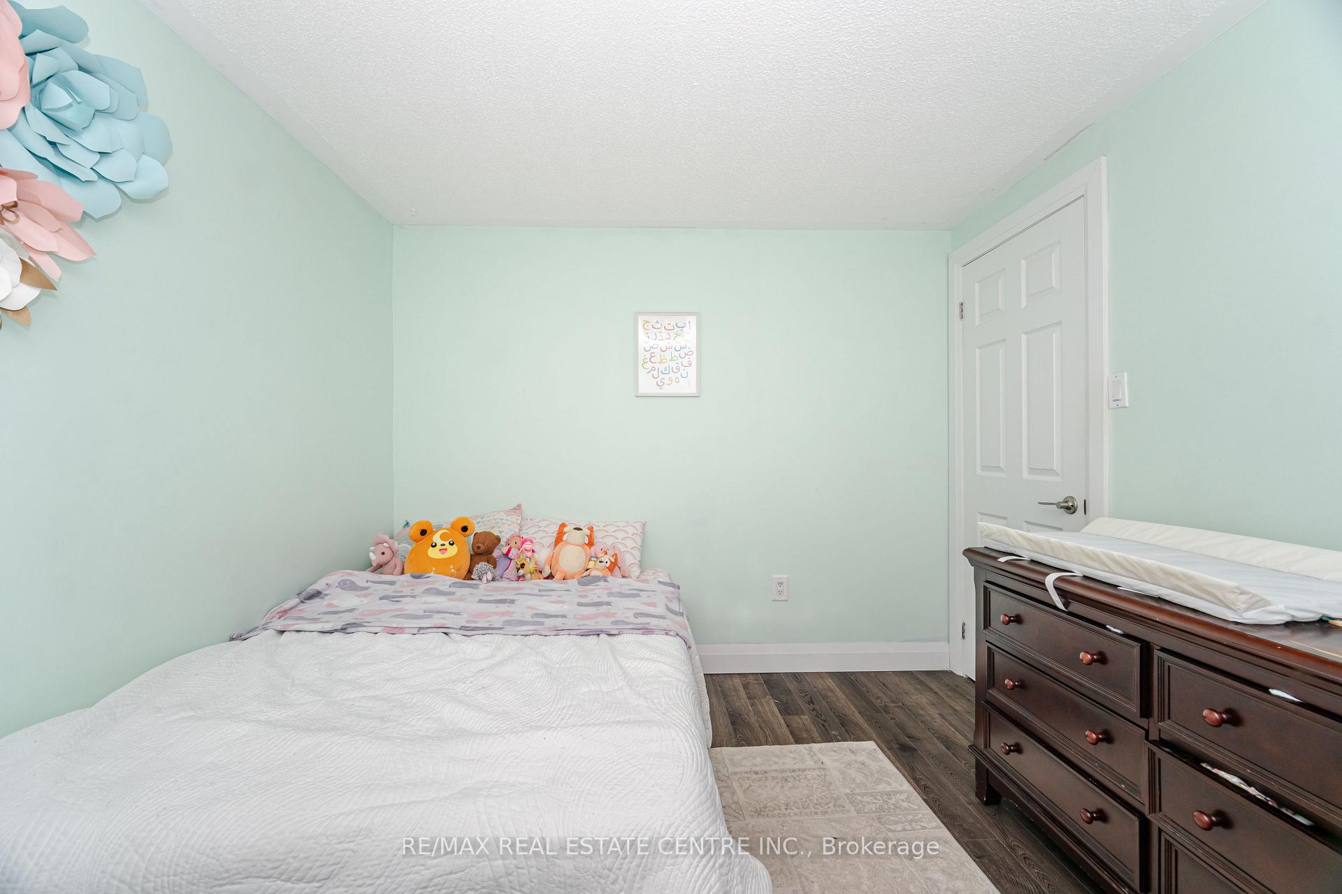 Photo 39 of 43 Ashbrook Way, Brampton, Fletcher's West — HOMEH