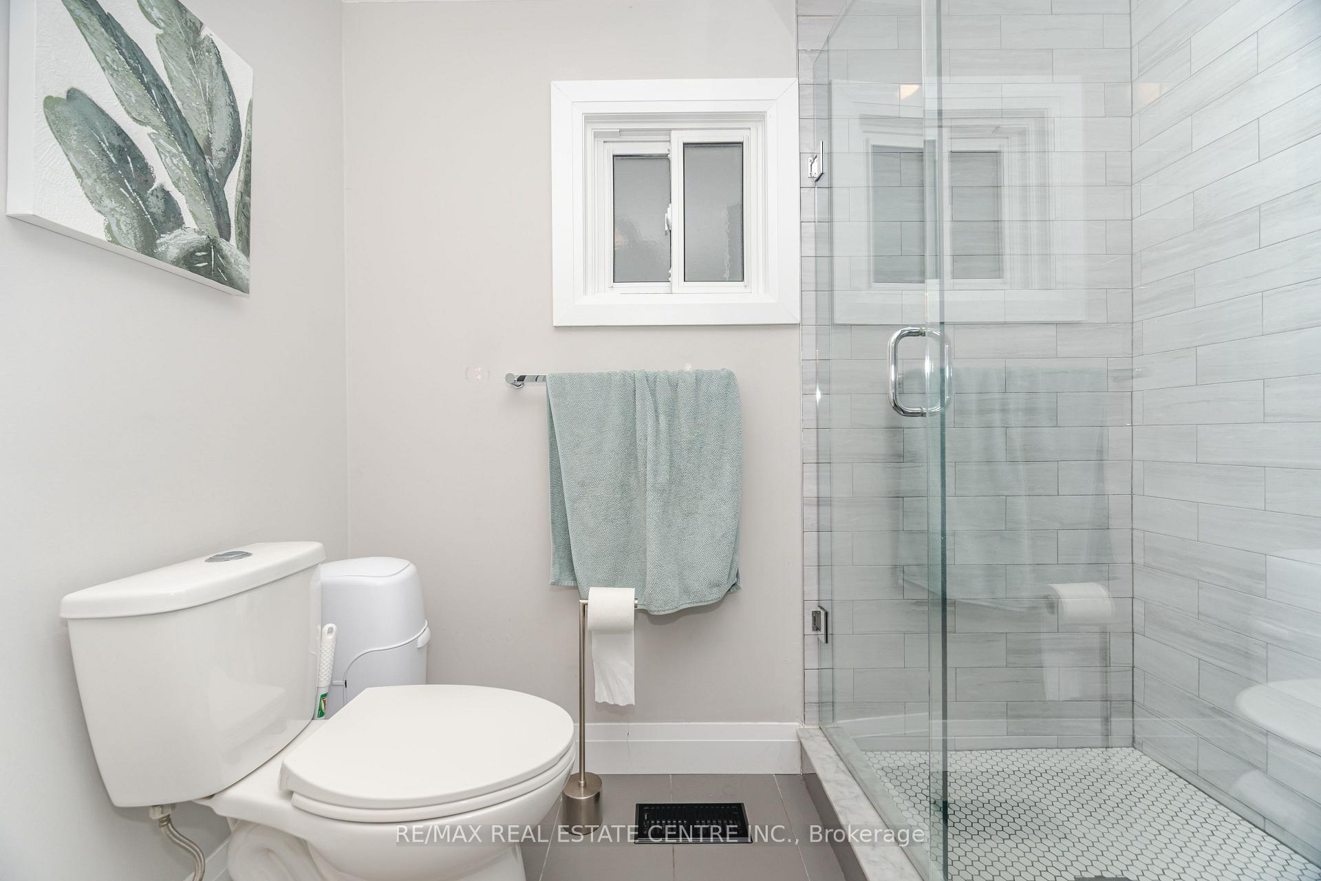 Photo 41 of 43 Ashbrook Way, Brampton, Fletcher's West — HOMEH