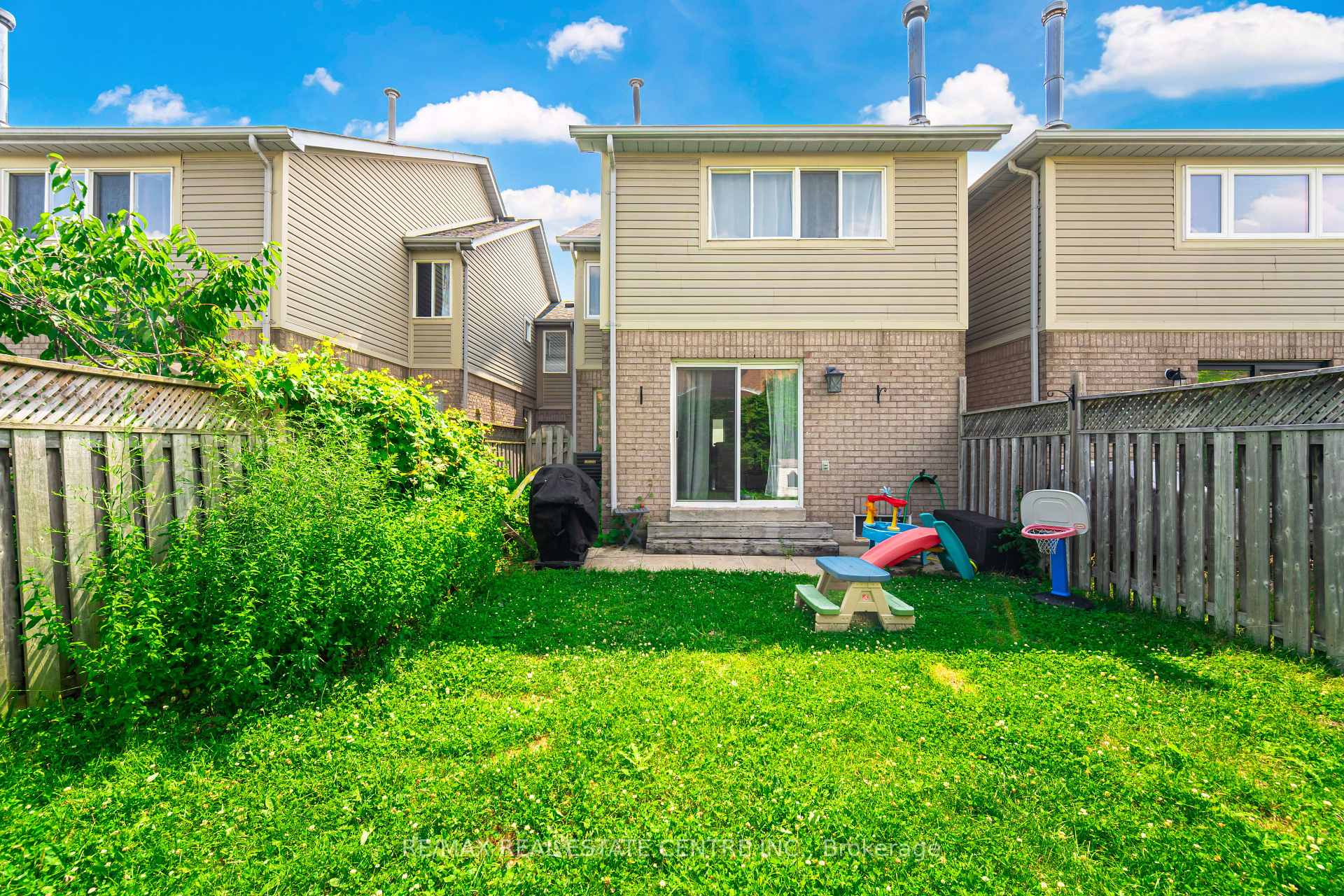 Photo 46 of 43 Ashbrook Way, Brampton, Fletcher's West — HOMEH