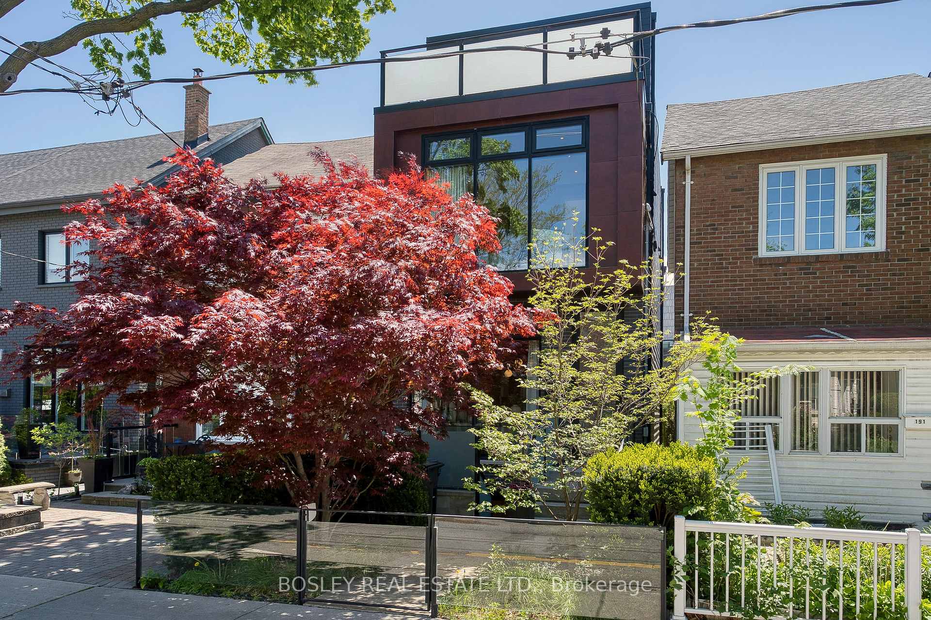 Photo 6 of 189 Argyle Street, Toronto, Little Portugal — HOMEH