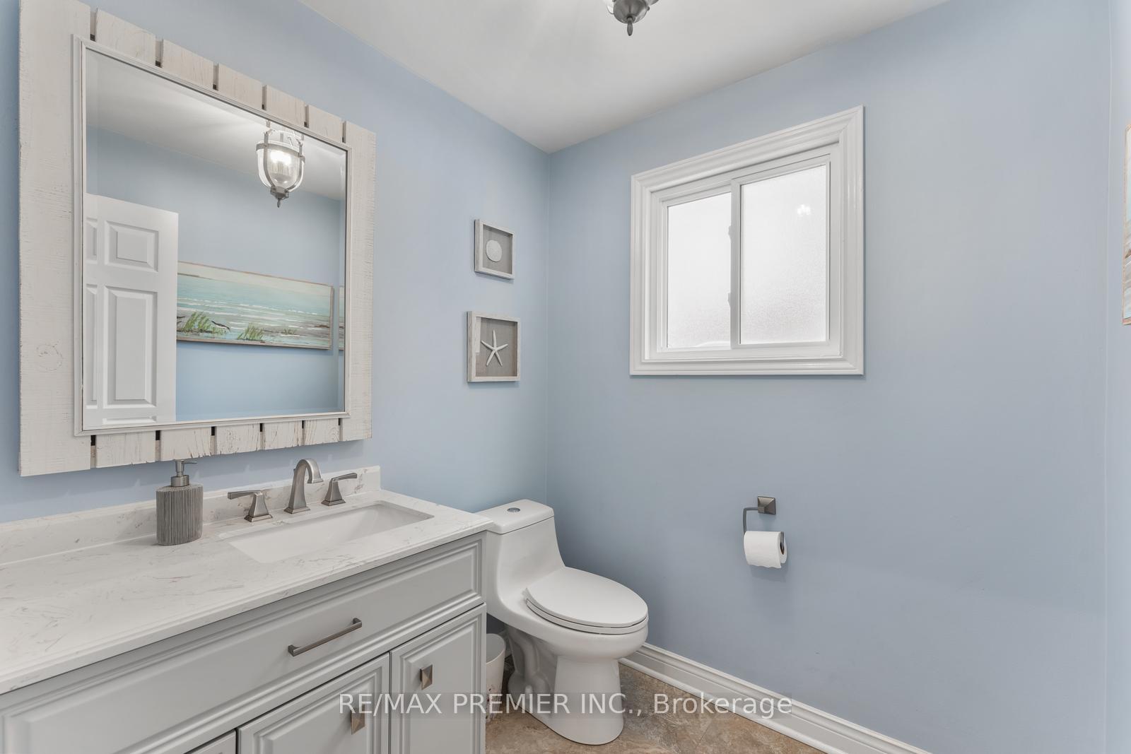 Photo 32 of 19 Claudia Avenue, Vaughan, West Woodbridge — HOMEH