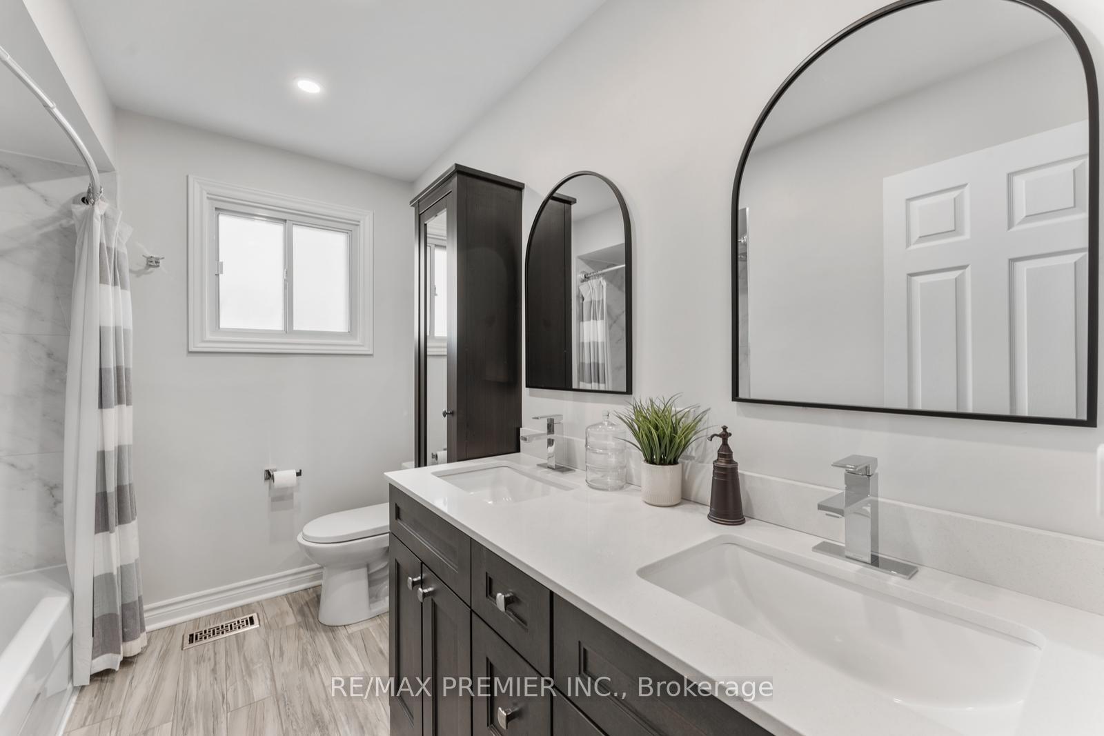 Photo 25 of 19 Claudia Avenue, Vaughan, West Woodbridge — HOMEH