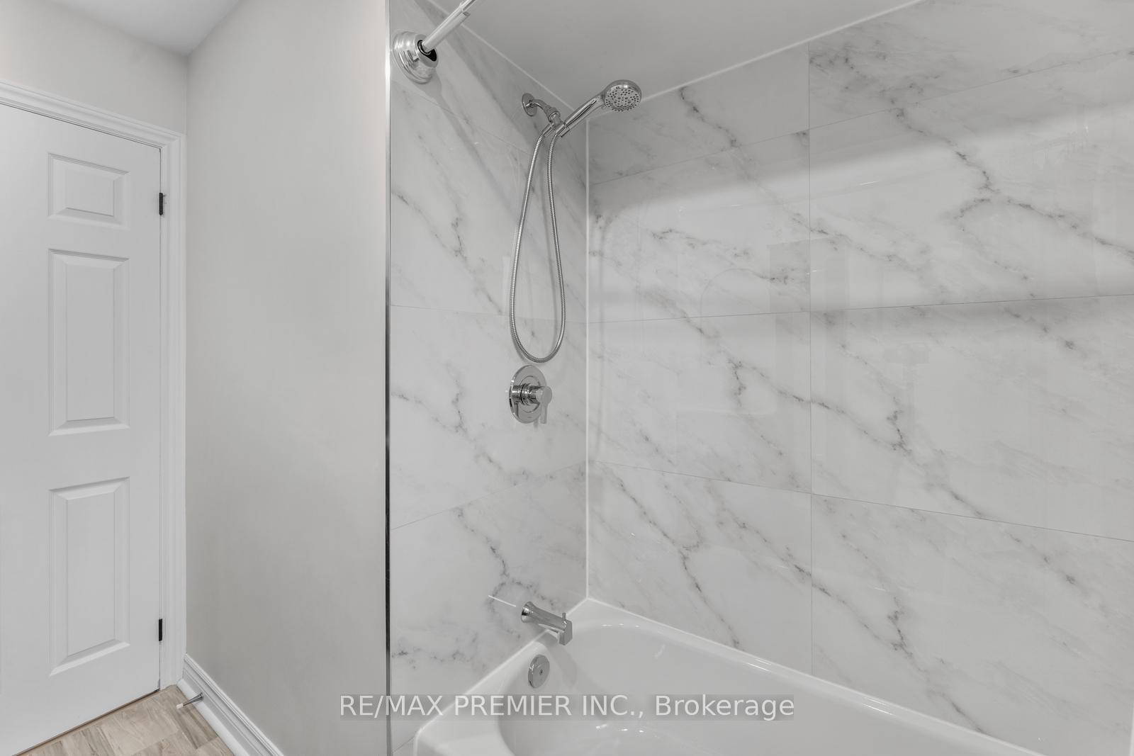 Photo 27 of 19 Claudia Avenue, Vaughan, West Woodbridge — HOMEH