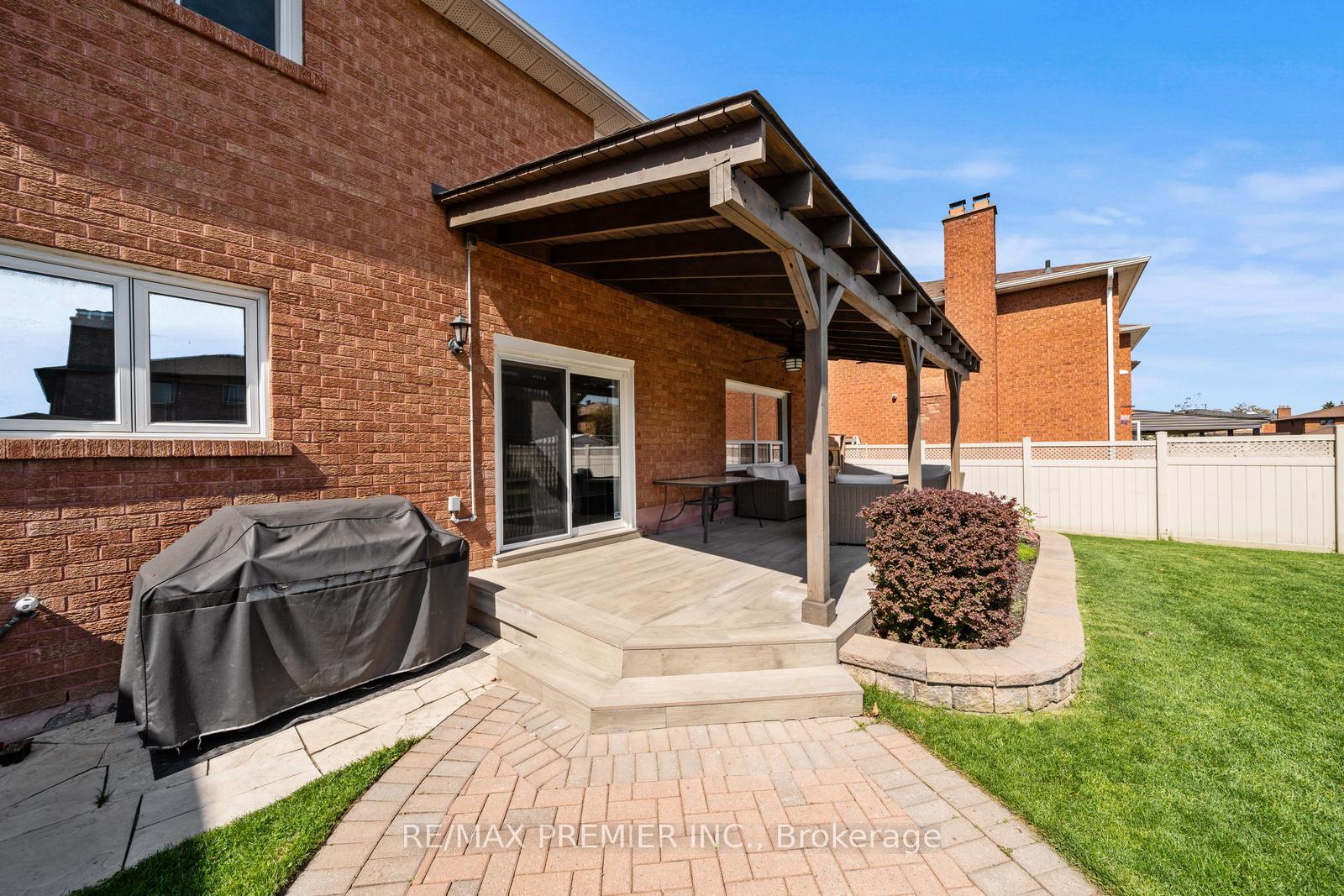 Photo 45 of 19 Claudia Avenue, Vaughan, West Woodbridge — HOMEH