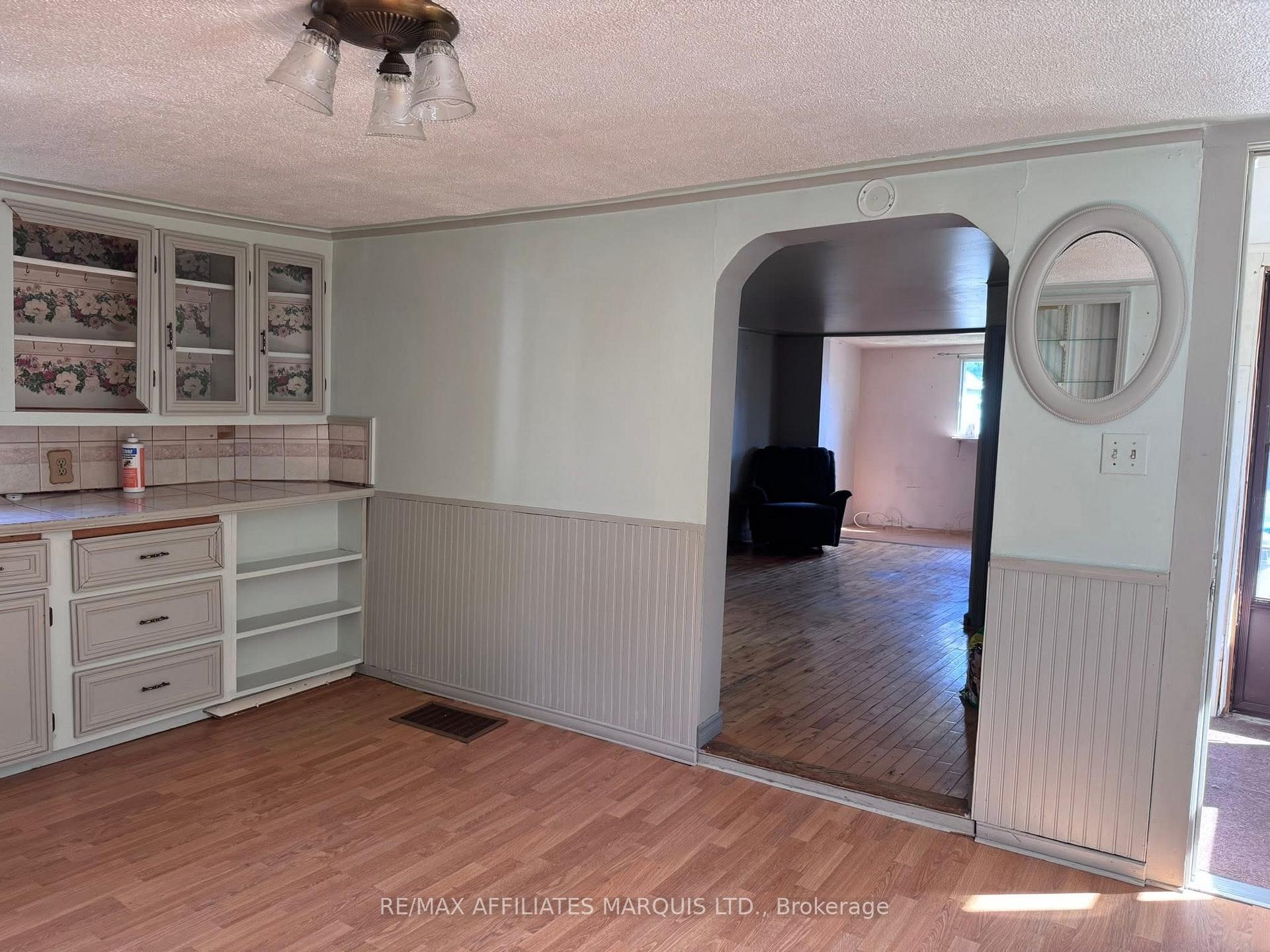 Photo 7 of 31 Lauber Avenue, Cornwall — HOMEH