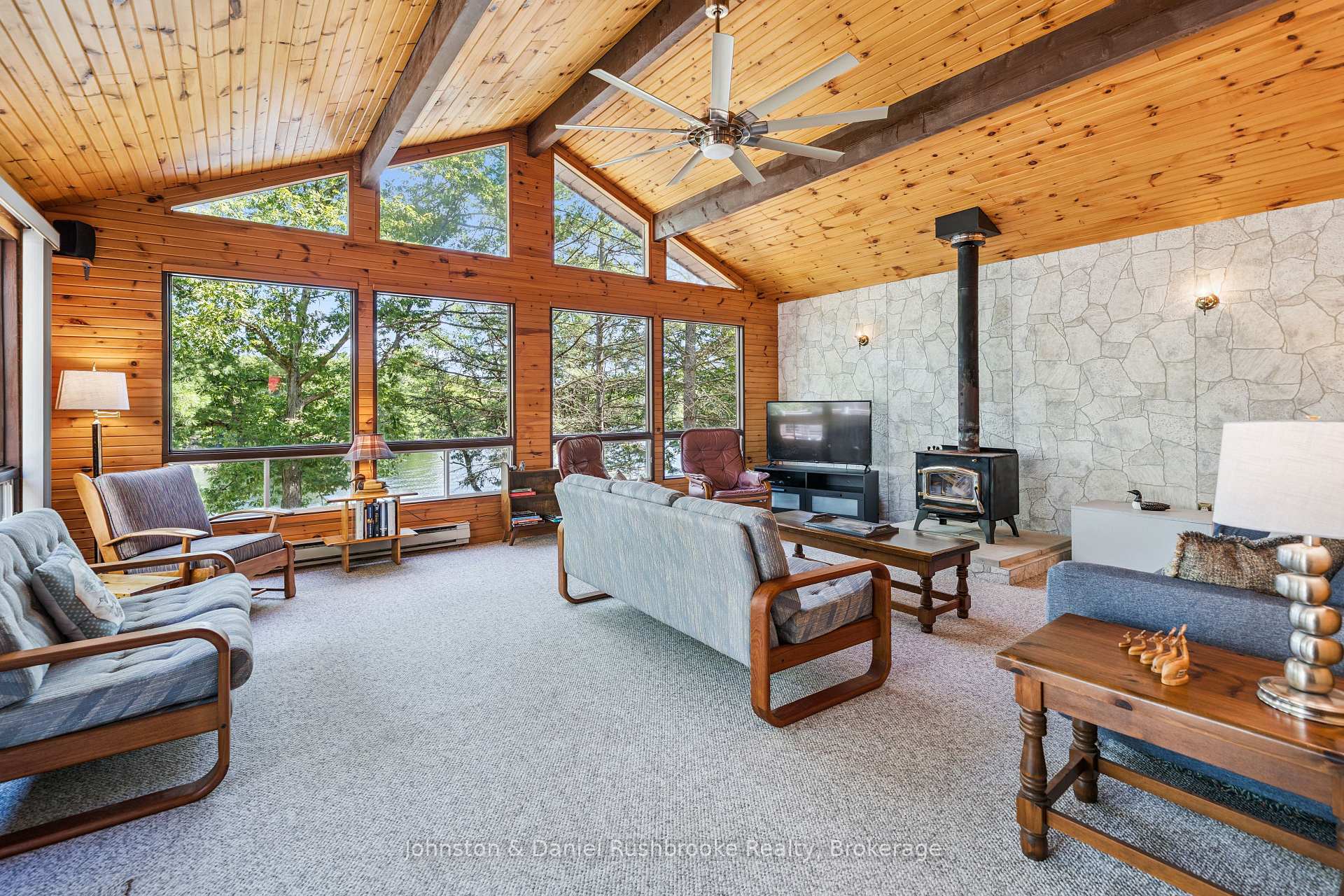 Photo 6 of 148 Smooth Rock Road, Georgian Bay, Baxter — HOMEH