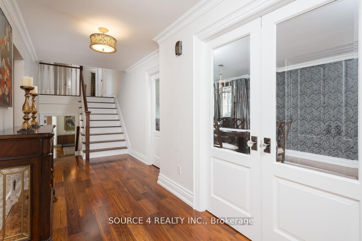Photo 6 of 140 Clover Leaf Street, Vaughan, East Woodbridge — HOMEH