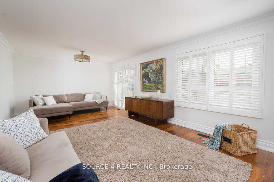 Photo 34 of 140 Clover Leaf Street, Vaughan, East Woodbridge — HOMEH