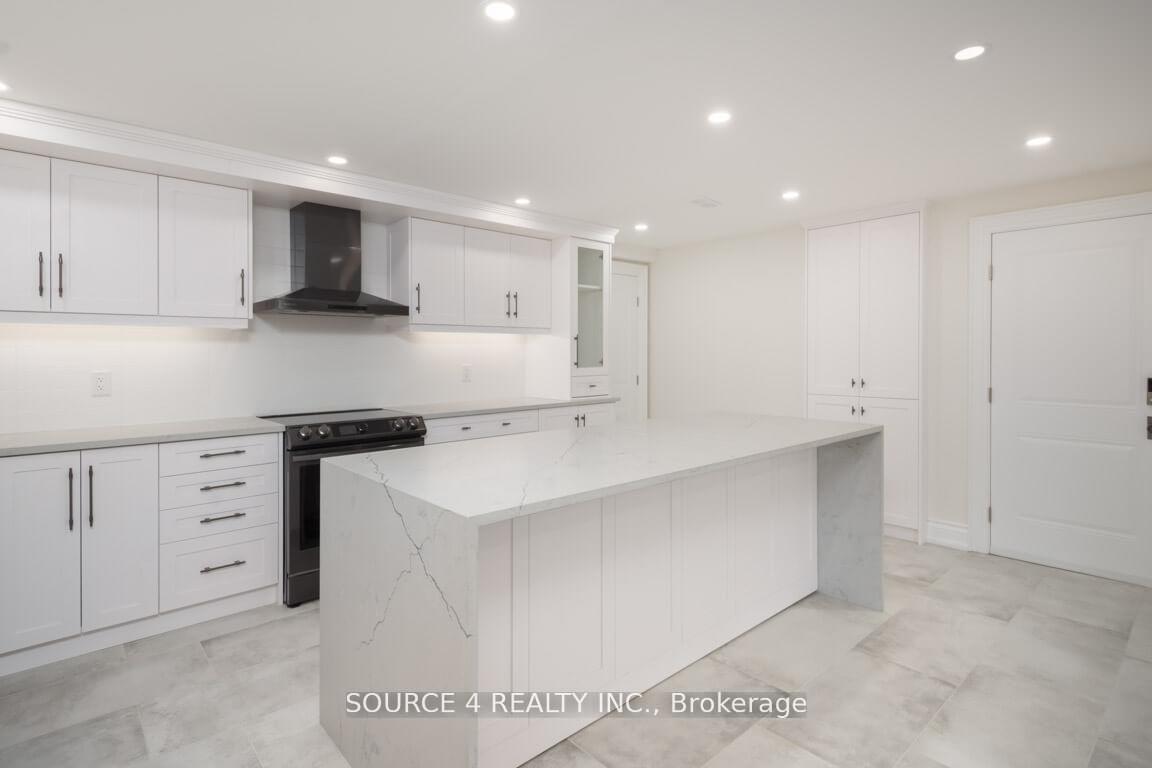 Photo 24 of 140 Clover Leaf Street, Vaughan, East Woodbridge — HOMEH