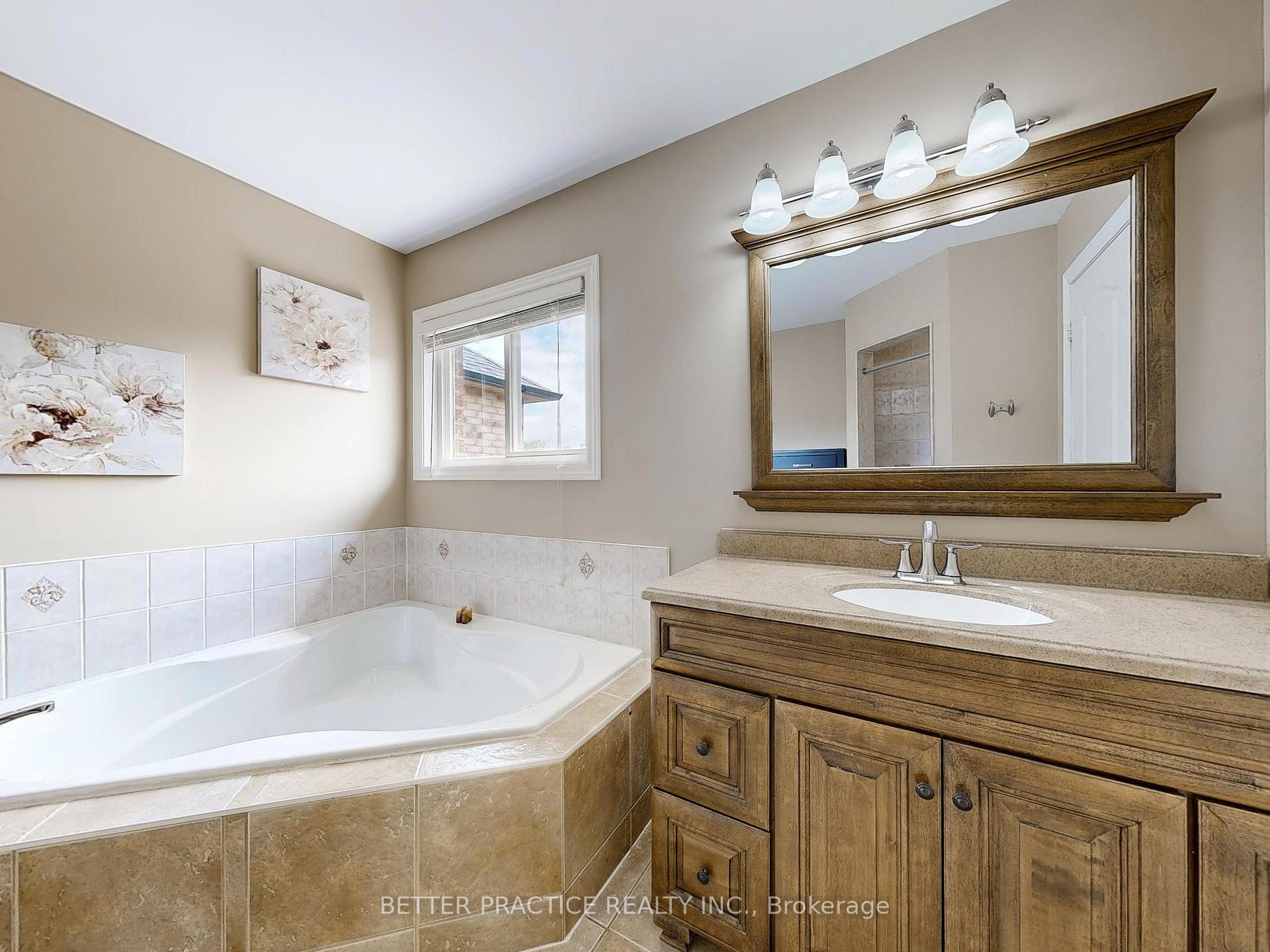 Photo 13 of 154 Moraine Drive, Vaughan, Vellore Village — HOMEH