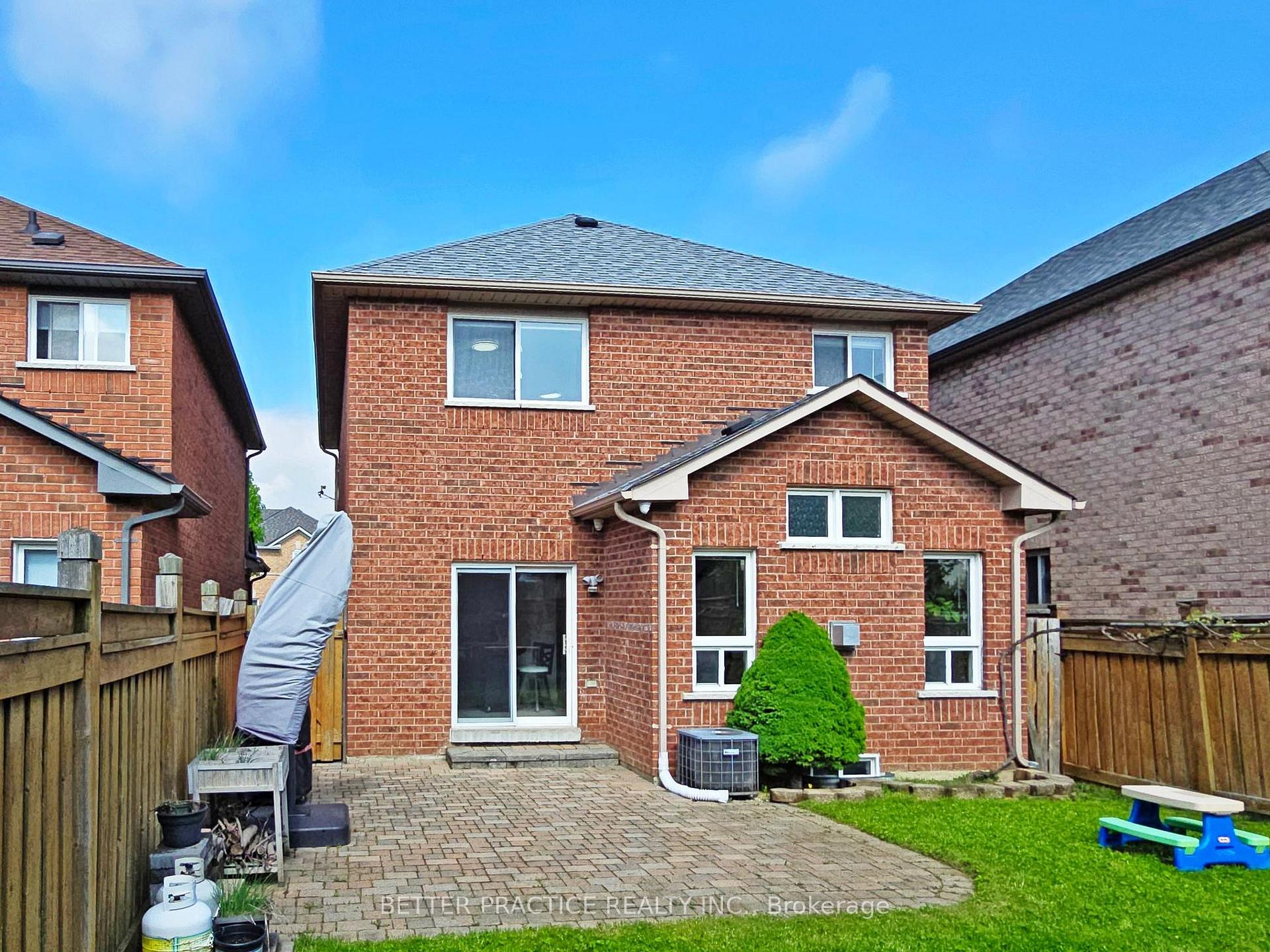 Photo 7 of 154 Moraine Drive, Vaughan, Vellore Village — HOMEH