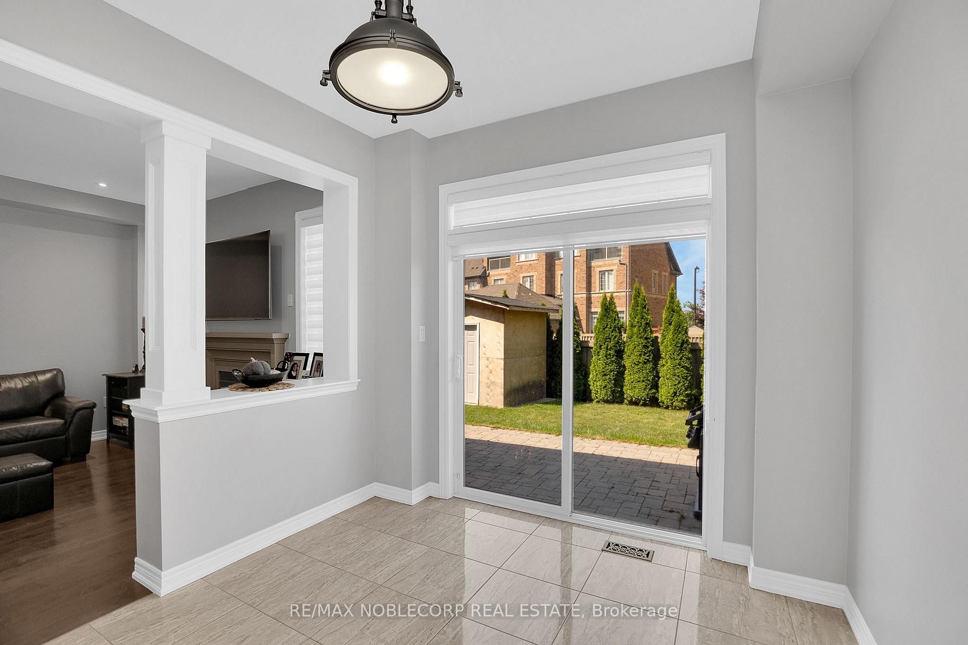 Photo 17 of 22 Killington Avenue, Vaughan, Kleinburg — HOMEH