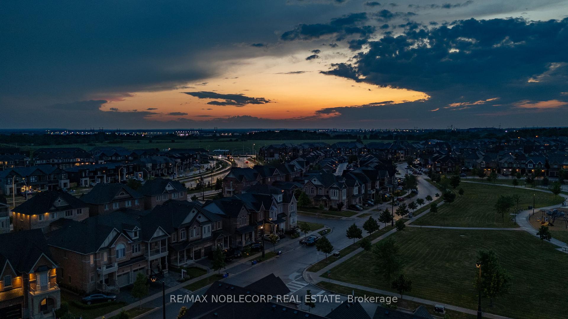 Photo 33 of 22 Killington Avenue, Vaughan, Kleinburg — HOMEH
