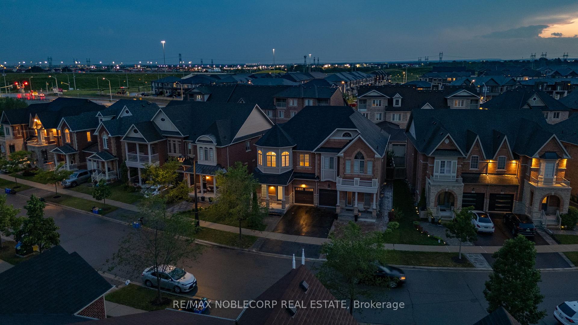 Photo 38 of 22 Killington Avenue, Vaughan, Kleinburg — HOMEH