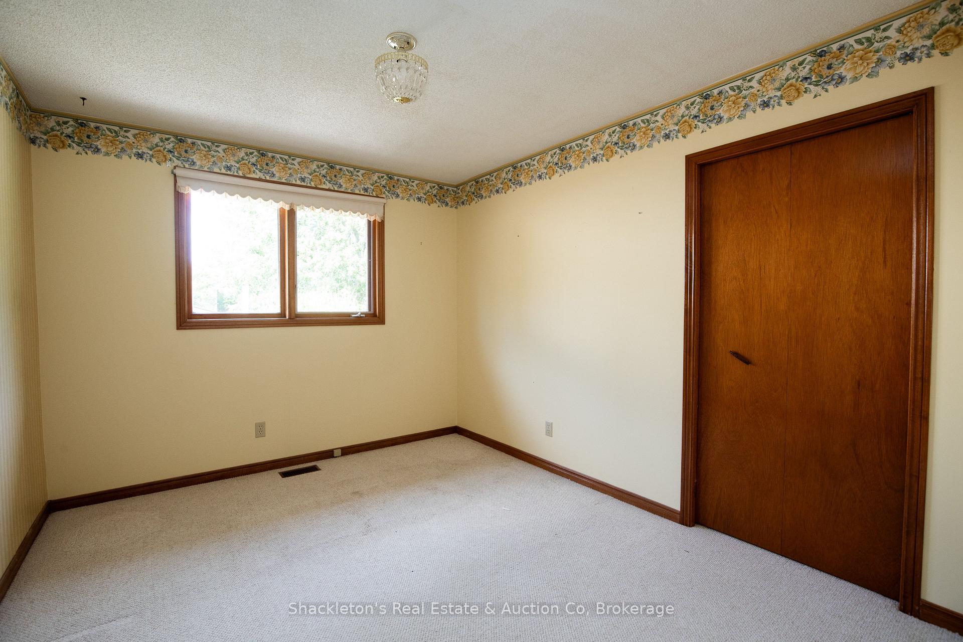 Photo 3 of 40 Makins Street, Stratford — HOMEH