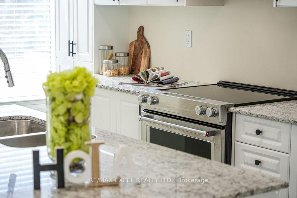 Photo 5 of 33 Albert Firman Lane, Markham, Cachet — HOMEH
