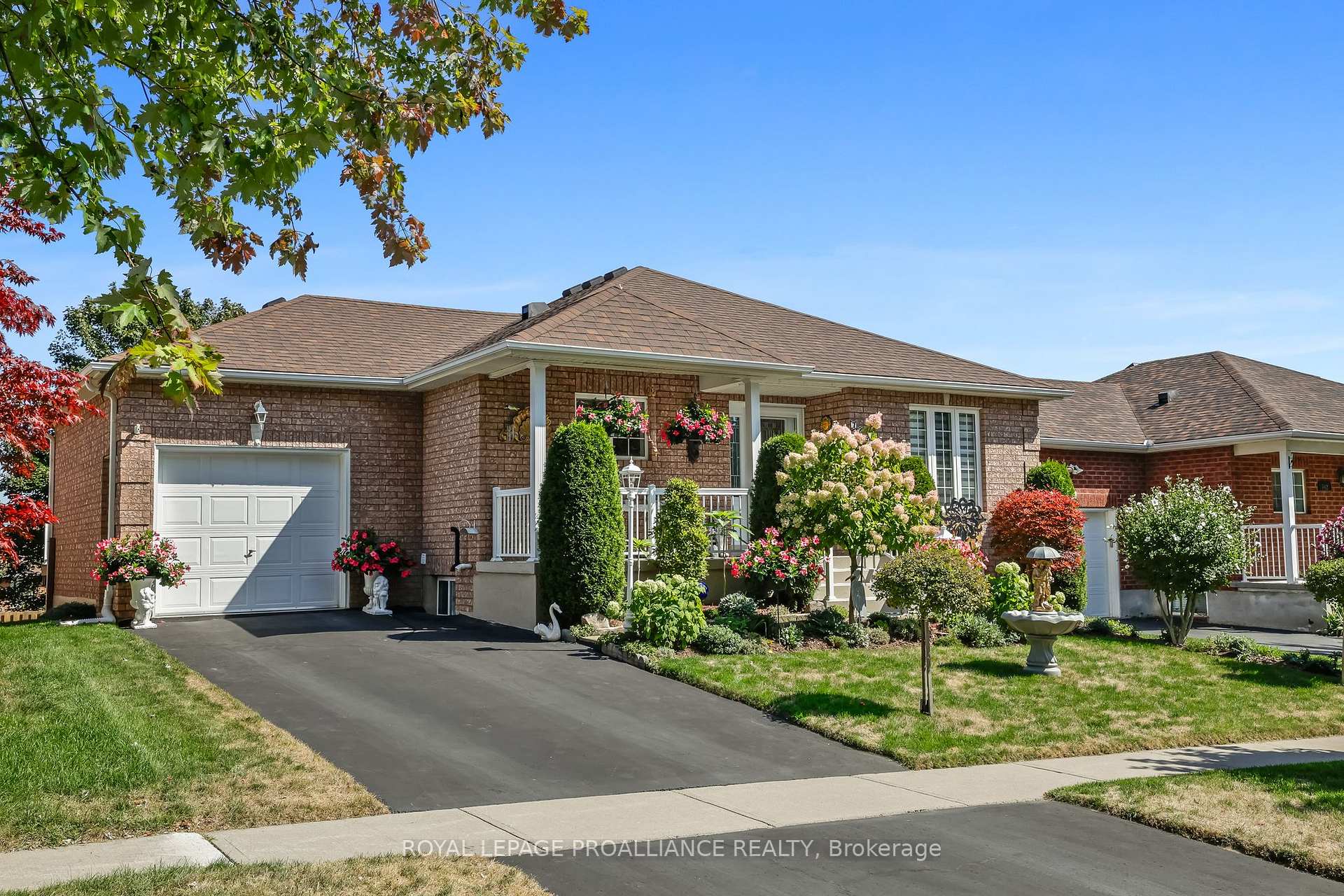 Photo 1 of 746 Munson Crescent, Cobourg — HOMEH