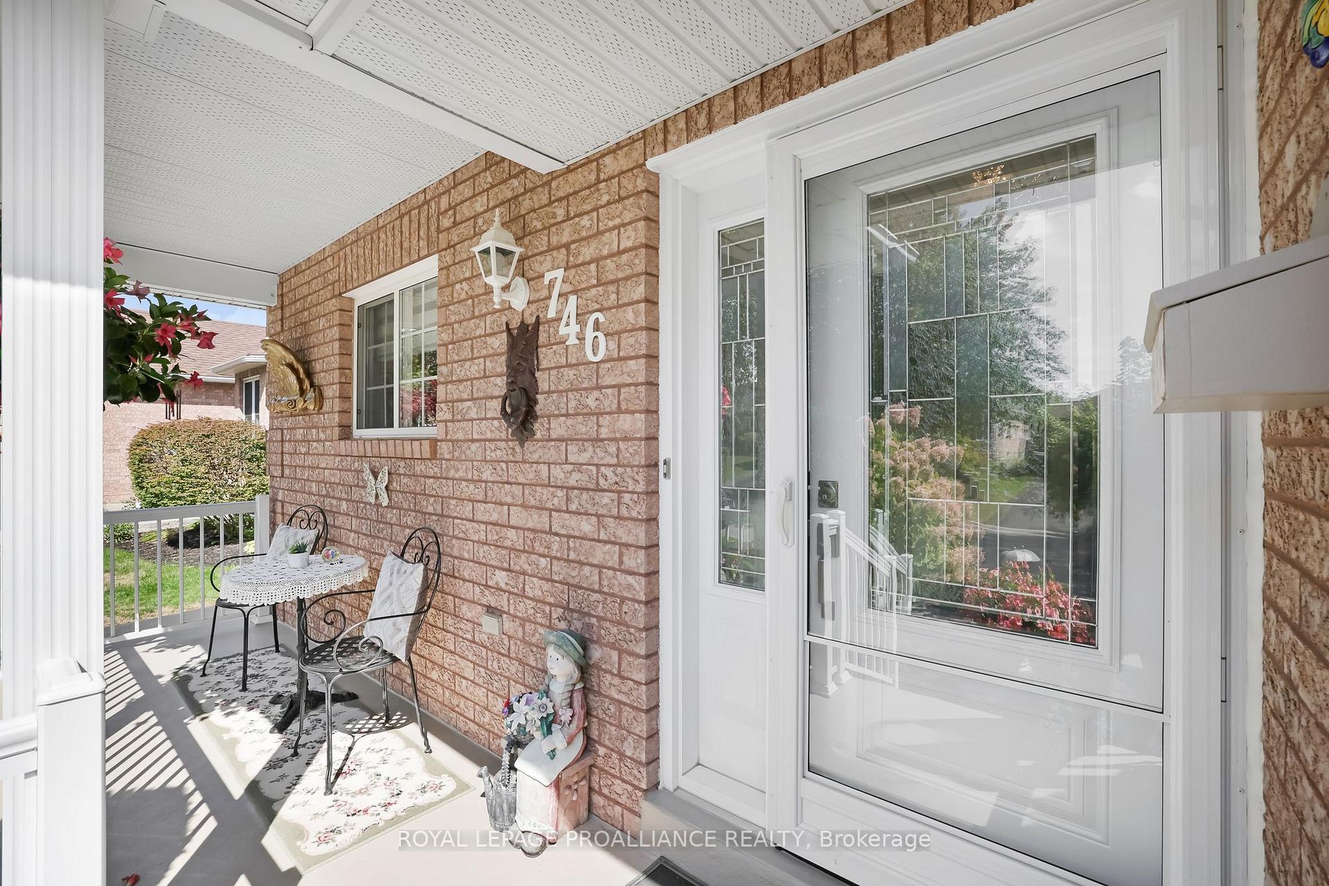 Photo 6 of 746 Munson Crescent, Cobourg — HOMEH