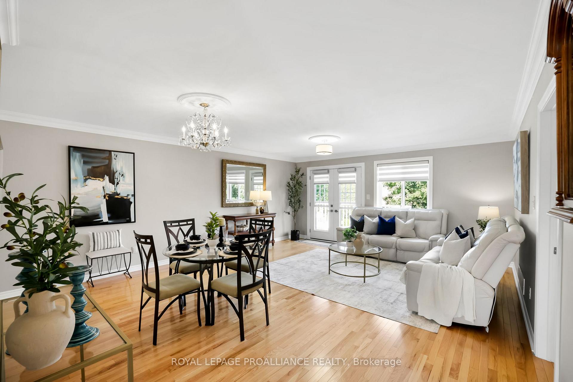 Photo 12 of 746 Munson Crescent, Cobourg — HOMEH
