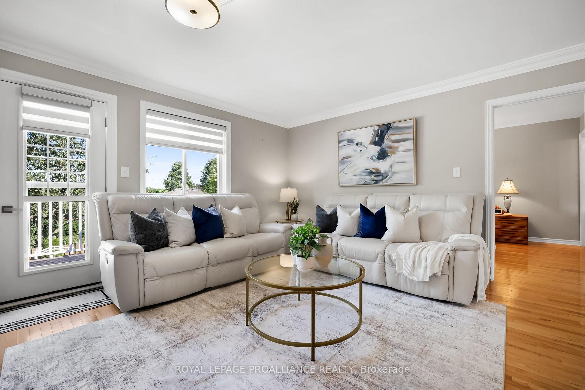 Photo 5 of 746 Munson Crescent, Cobourg — HOMEH