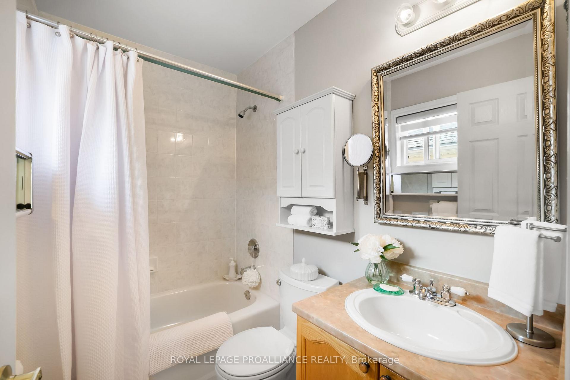 Photo 14 of 746 Munson Crescent, Cobourg — HOMEH