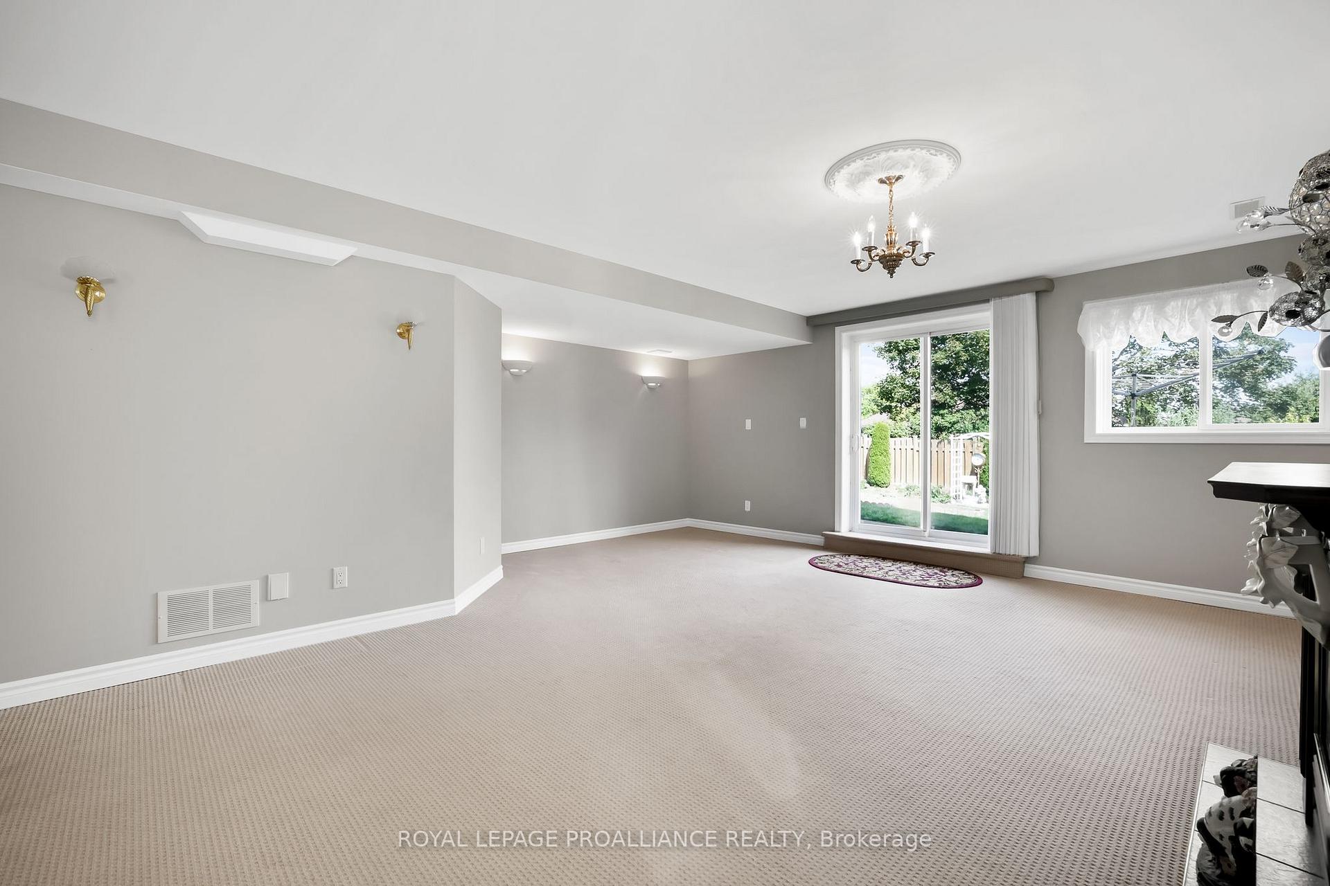 Photo 31 of 746 Munson Crescent, Cobourg — HOMEH
