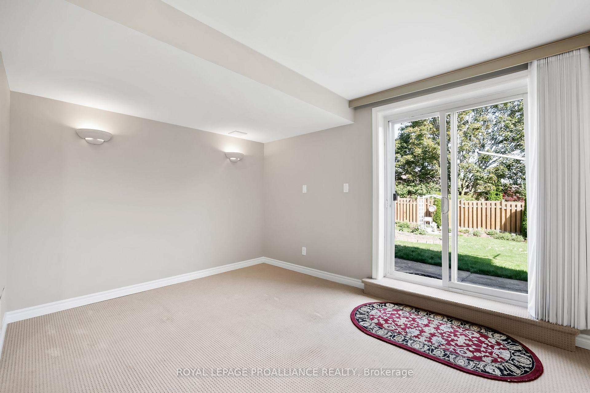 Photo 22 of 746 Munson Crescent, Cobourg — HOMEH