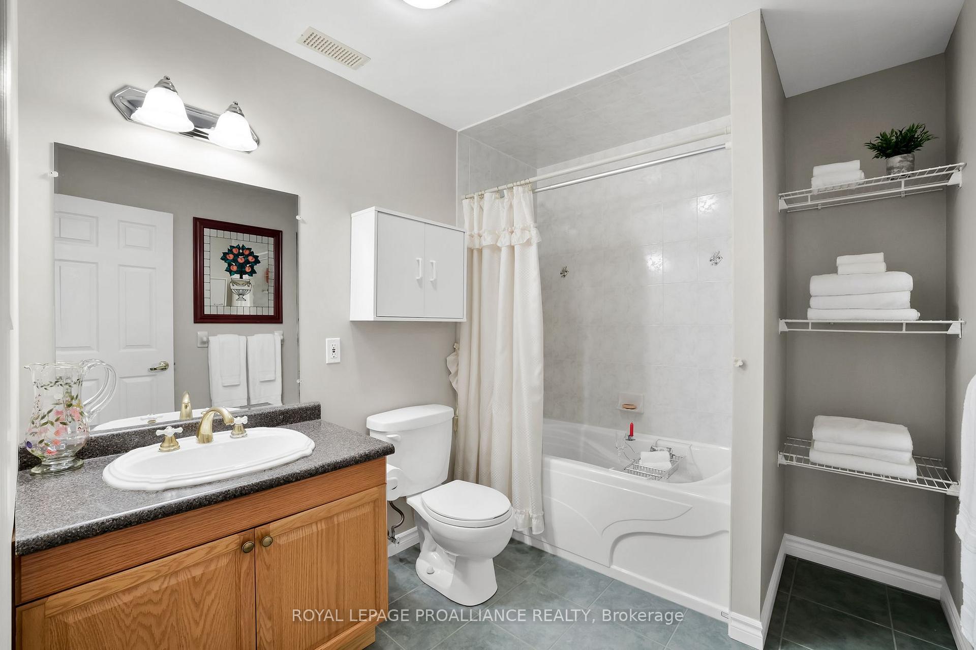 Photo 32 of 746 Munson Crescent, Cobourg — HOMEH