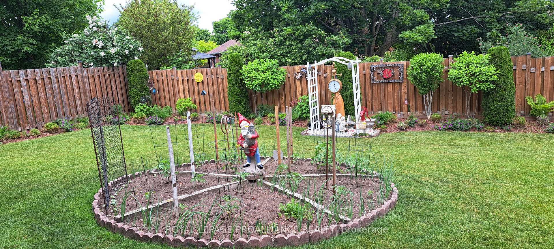 Photo 36 of 746 Munson Crescent, Cobourg — HOMEH