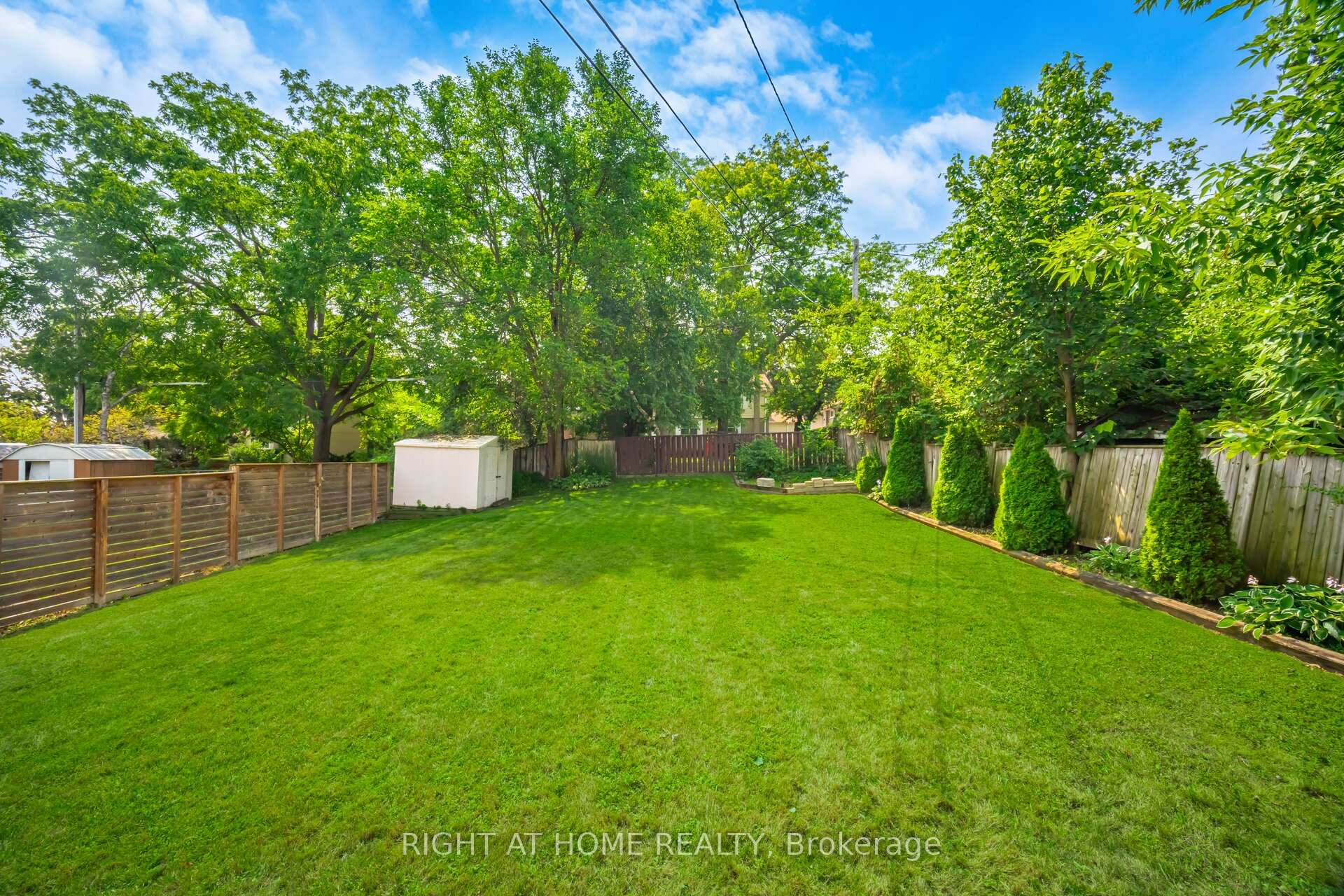 Photo 29 of 125 Woodward Avenue, Markham, Grandview — HOMEH