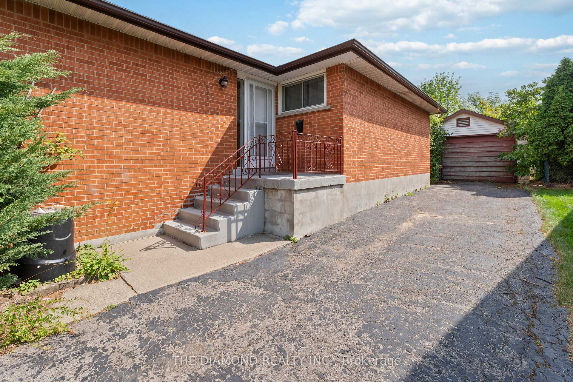 Photo 9 of 95 Winchester Boulevard, Hamilton, Hampton Heights — HOMEH