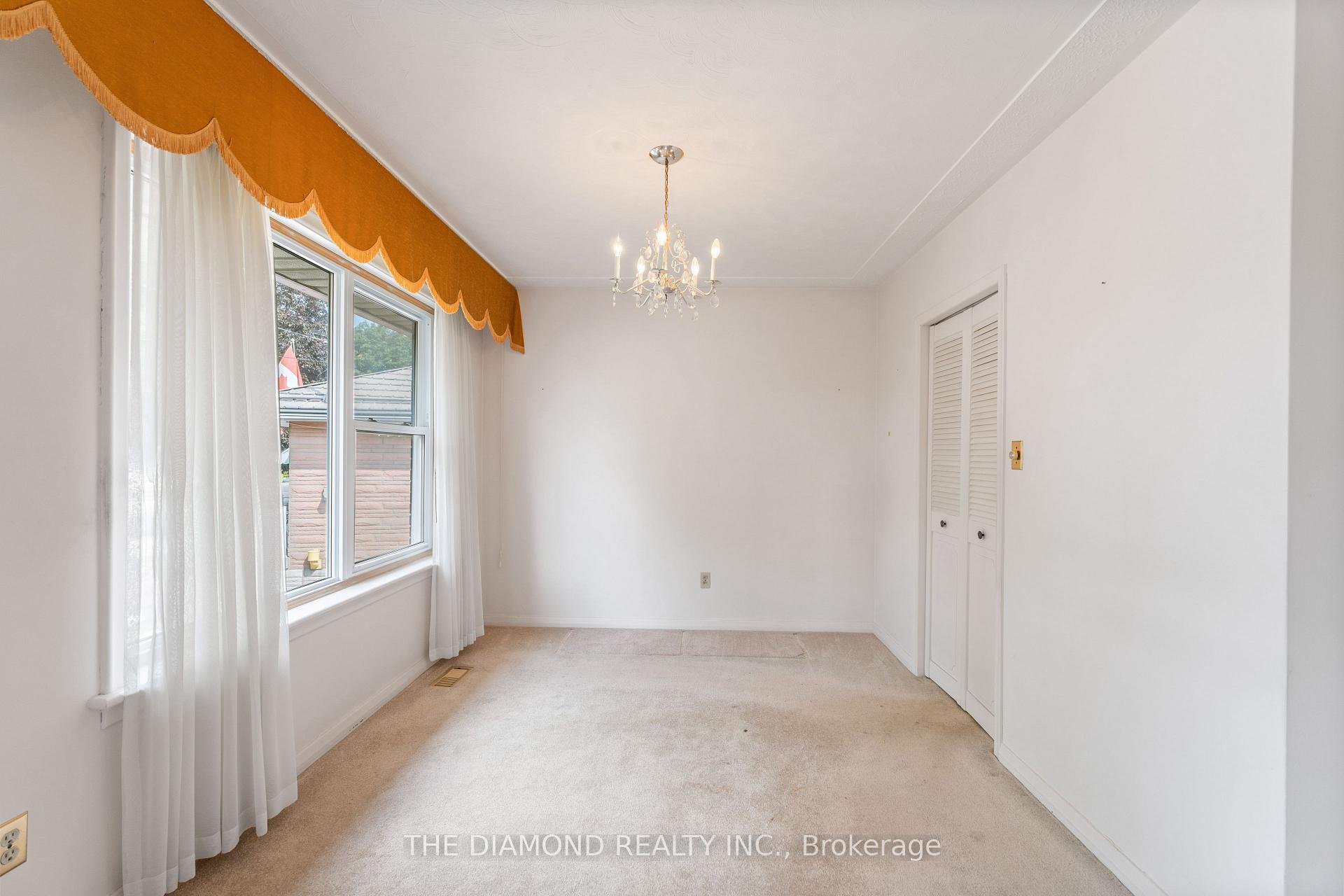 Photo 18 of 95 Winchester Boulevard, Hamilton, Hampton Heights — HOMEH