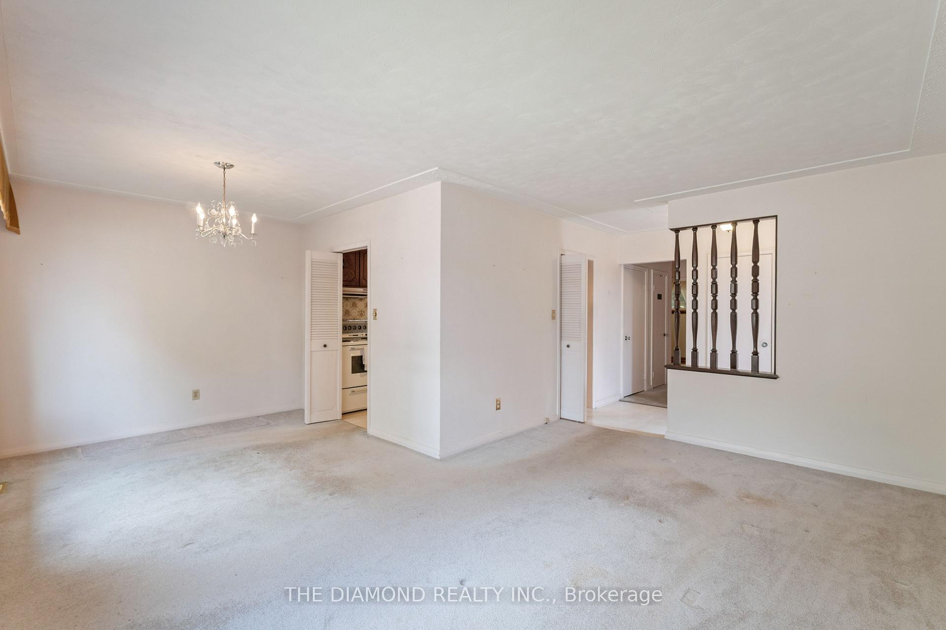 Photo 4 of 95 Winchester Boulevard, Hamilton, Hampton Heights — HOMEH