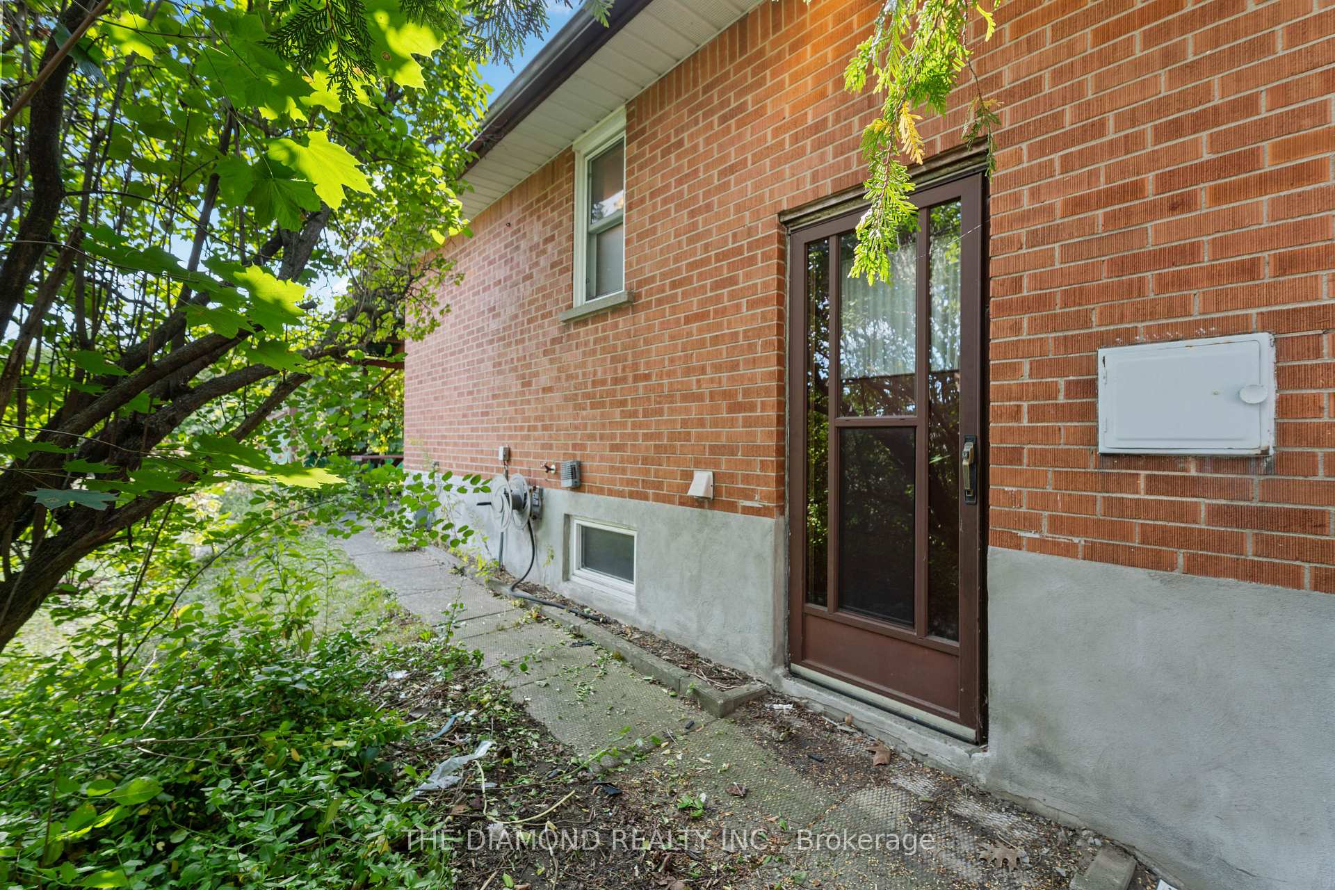 Photo 39 of 95 Winchester Boulevard, Hamilton, Hampton Heights — HOMEH