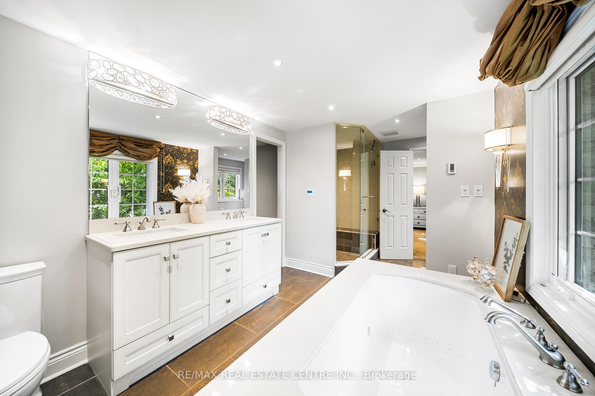 Photo 22 of 73 Terrence Park Drive, Hamilton, Ancaster — HOMEH