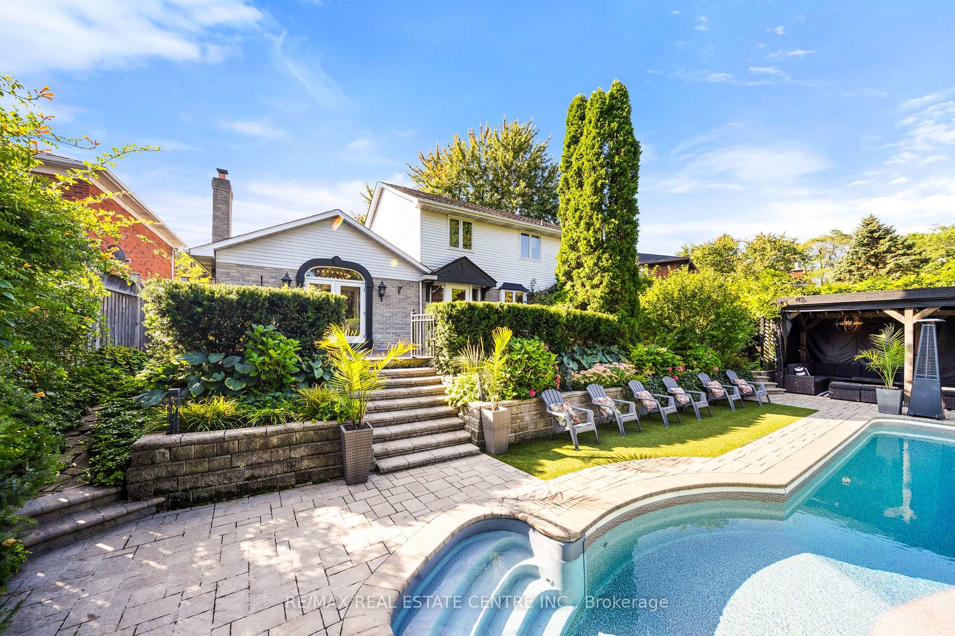 Photo 17 of 73 Terrence Park Drive, Hamilton, Ancaster — HOMEH