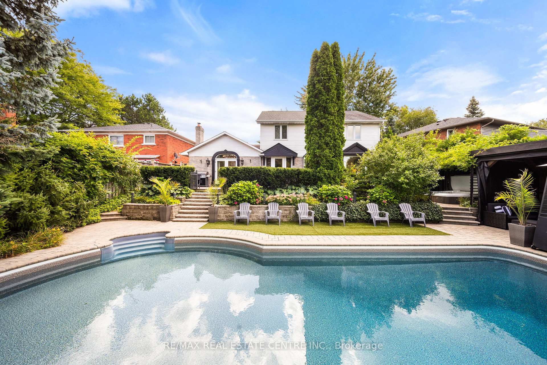 Photo 40 of 73 Terrence Park Drive, Hamilton, Ancaster — HOMEH