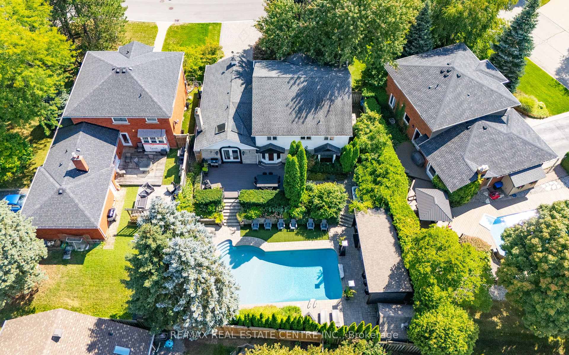 Photo 34 of 73 Terrence Park Drive, Hamilton, Ancaster — HOMEH