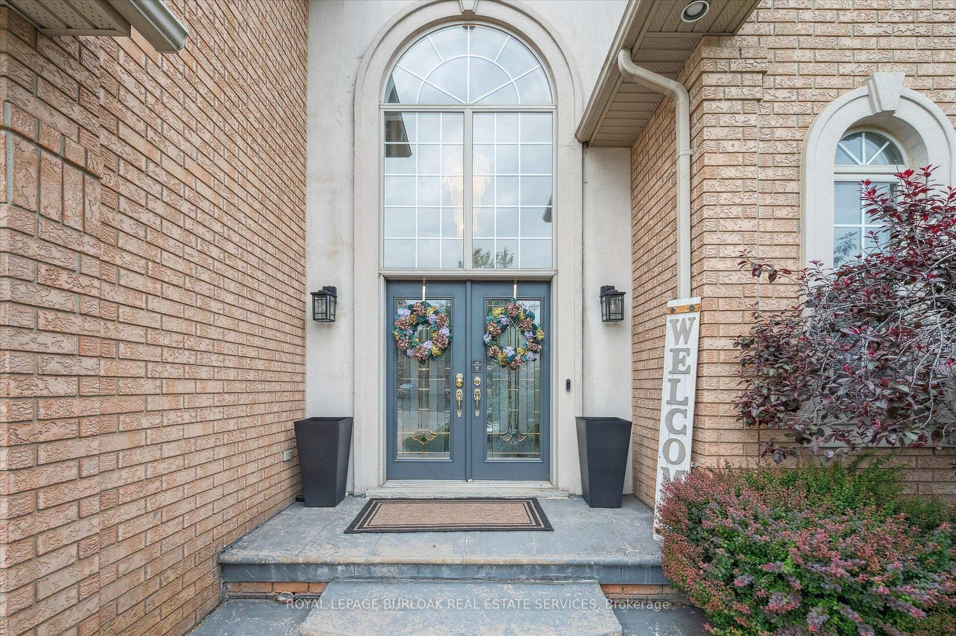 Photo 9 of 38 Surrey Drive, Hamilton, Meadowlands — HOMEH