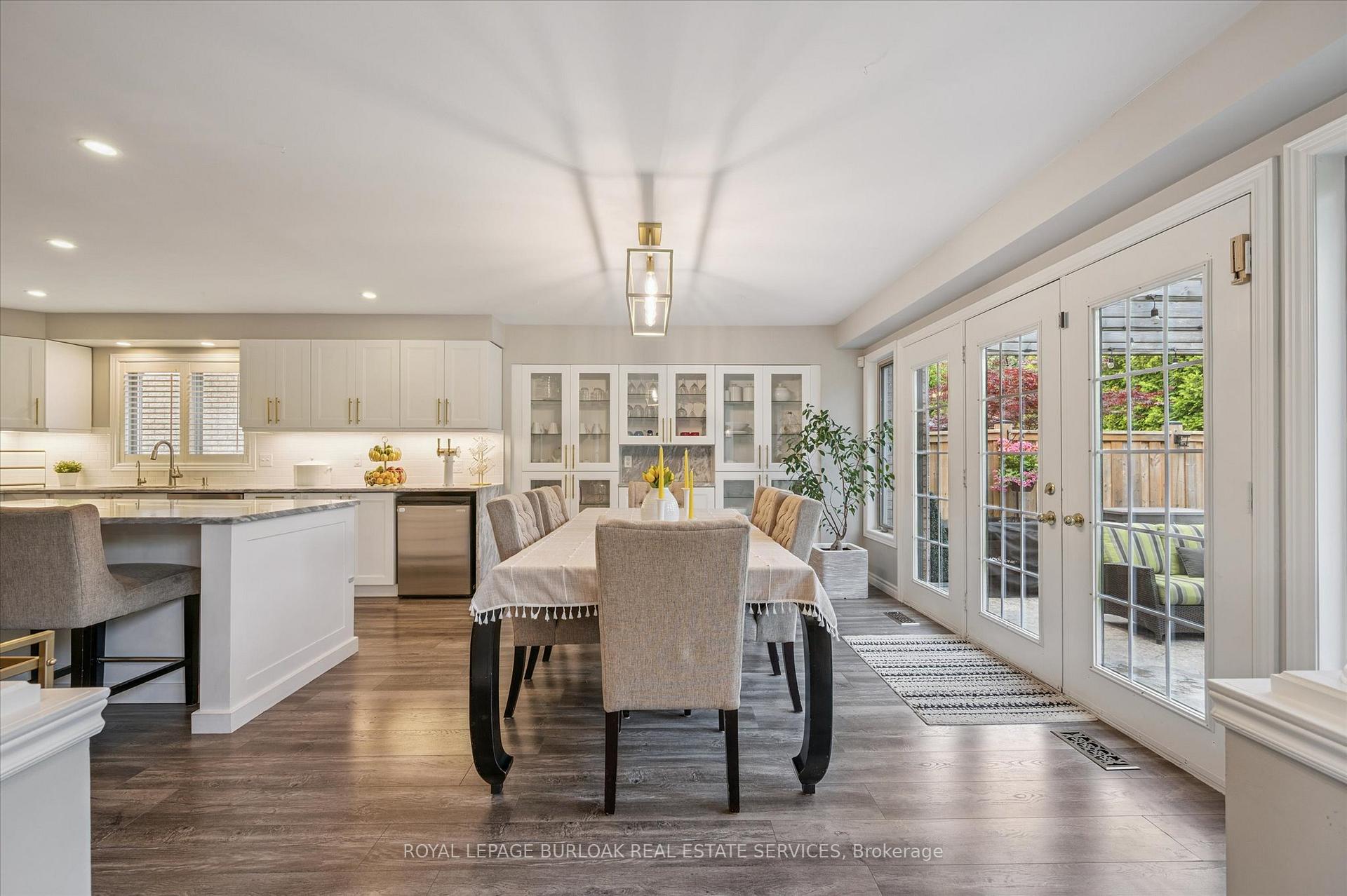 Photo 8 of 38 Surrey Drive, Hamilton, Meadowlands — HOMEH
