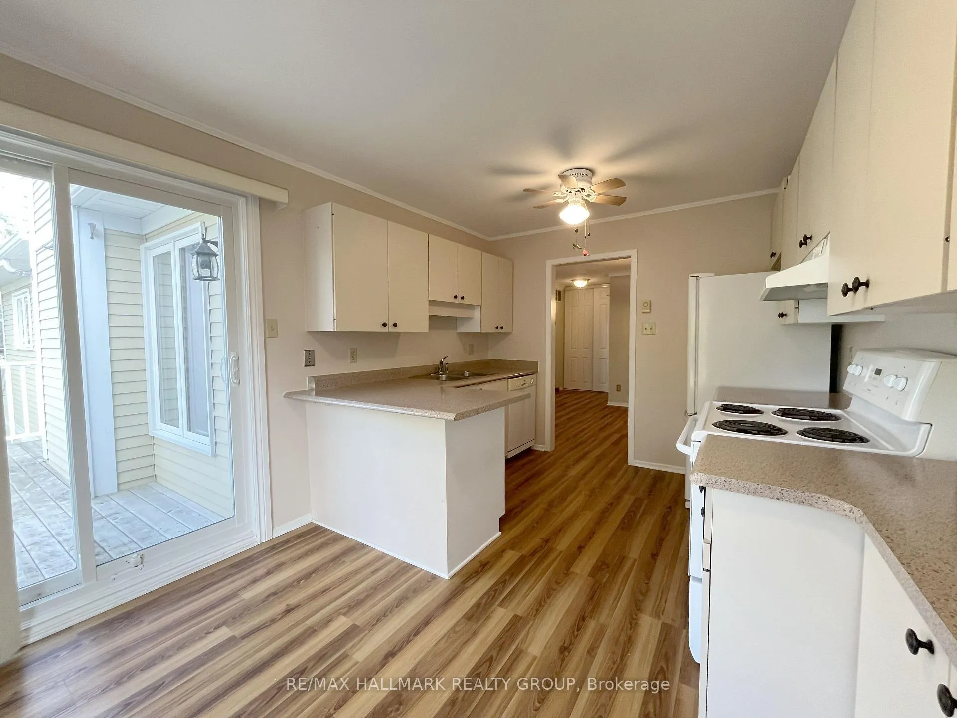 Photo 16 of Unit 72, 218 D Equestrian Drive, Ottawa, Kanata - Bridlewood — HOMEH