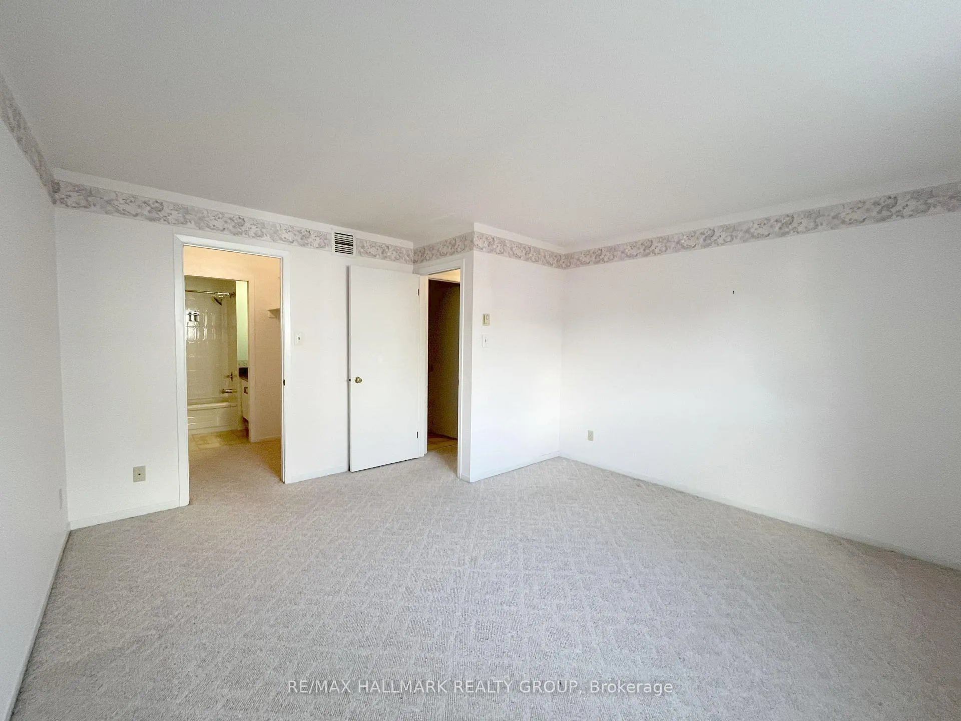 Photo 32 of Unit 72, 218 D Equestrian Drive, Ottawa, Kanata - Bridlewood — HOMEH