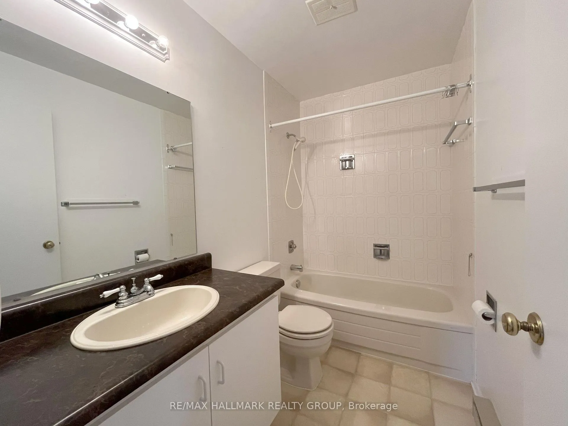 Photo 44 of Unit 72, 218 D Equestrian Drive, Ottawa, Kanata - Bridlewood — HOMEH