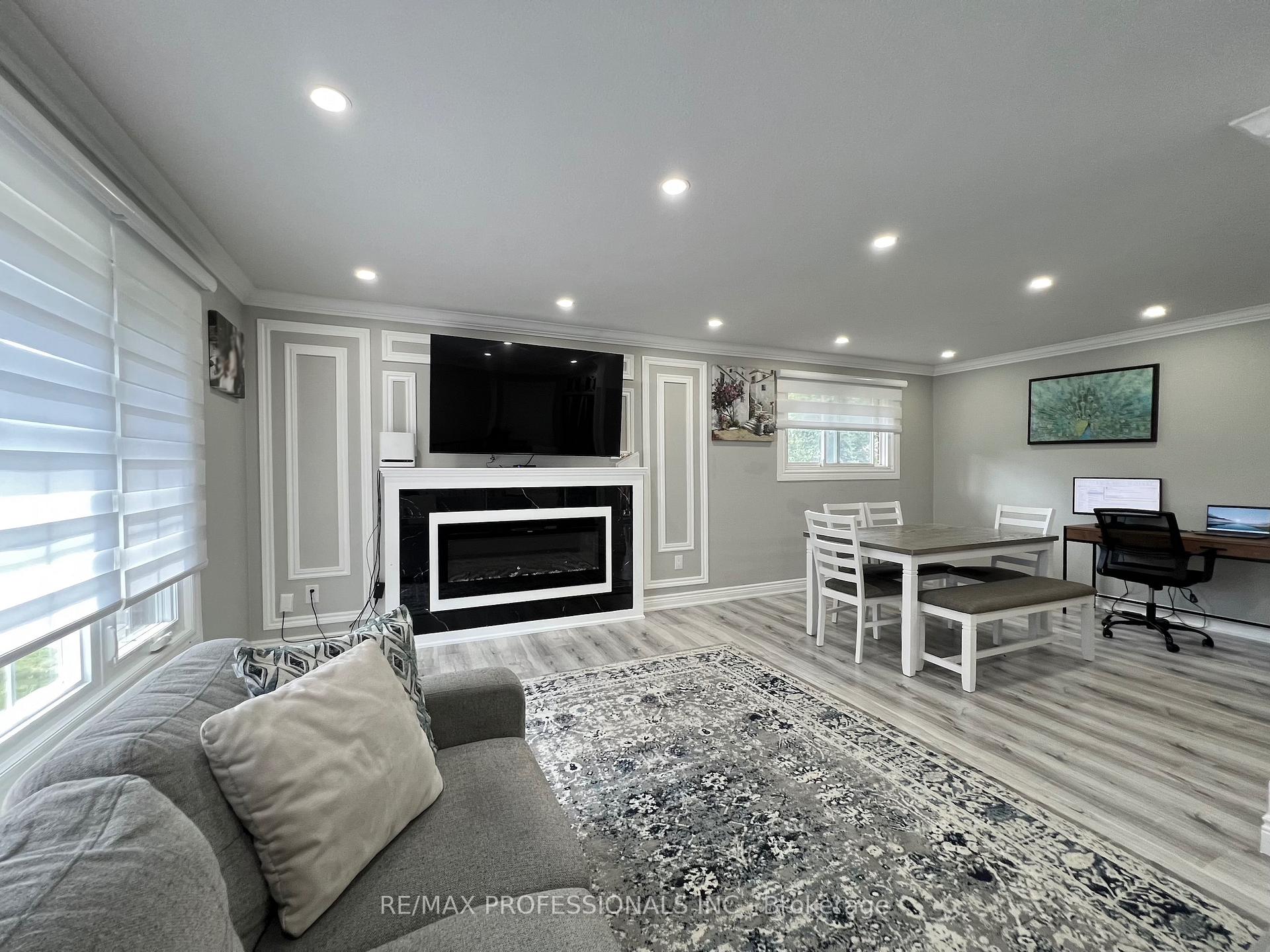 Photo 4 of 27 Riverdale Drive, Hamilton, Riverdale — HOMEH