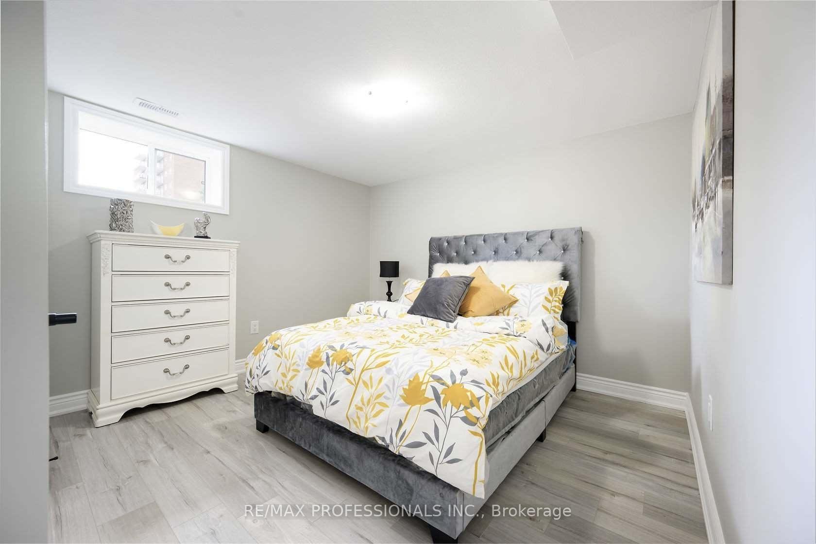 Photo 29 of 27 Riverdale Drive, Hamilton, Riverdale — HOMEH