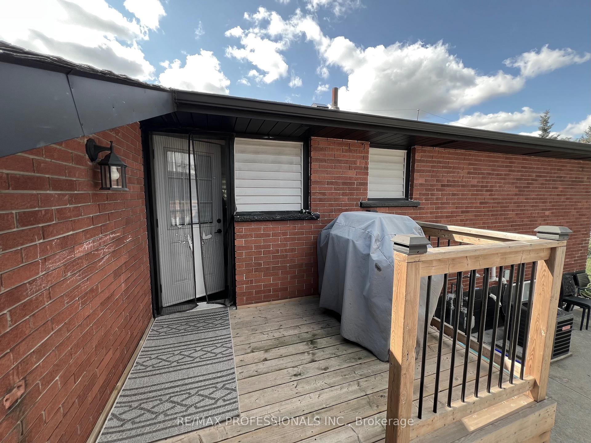 Photo 36 of 27 Riverdale Drive, Hamilton, Riverdale — HOMEH