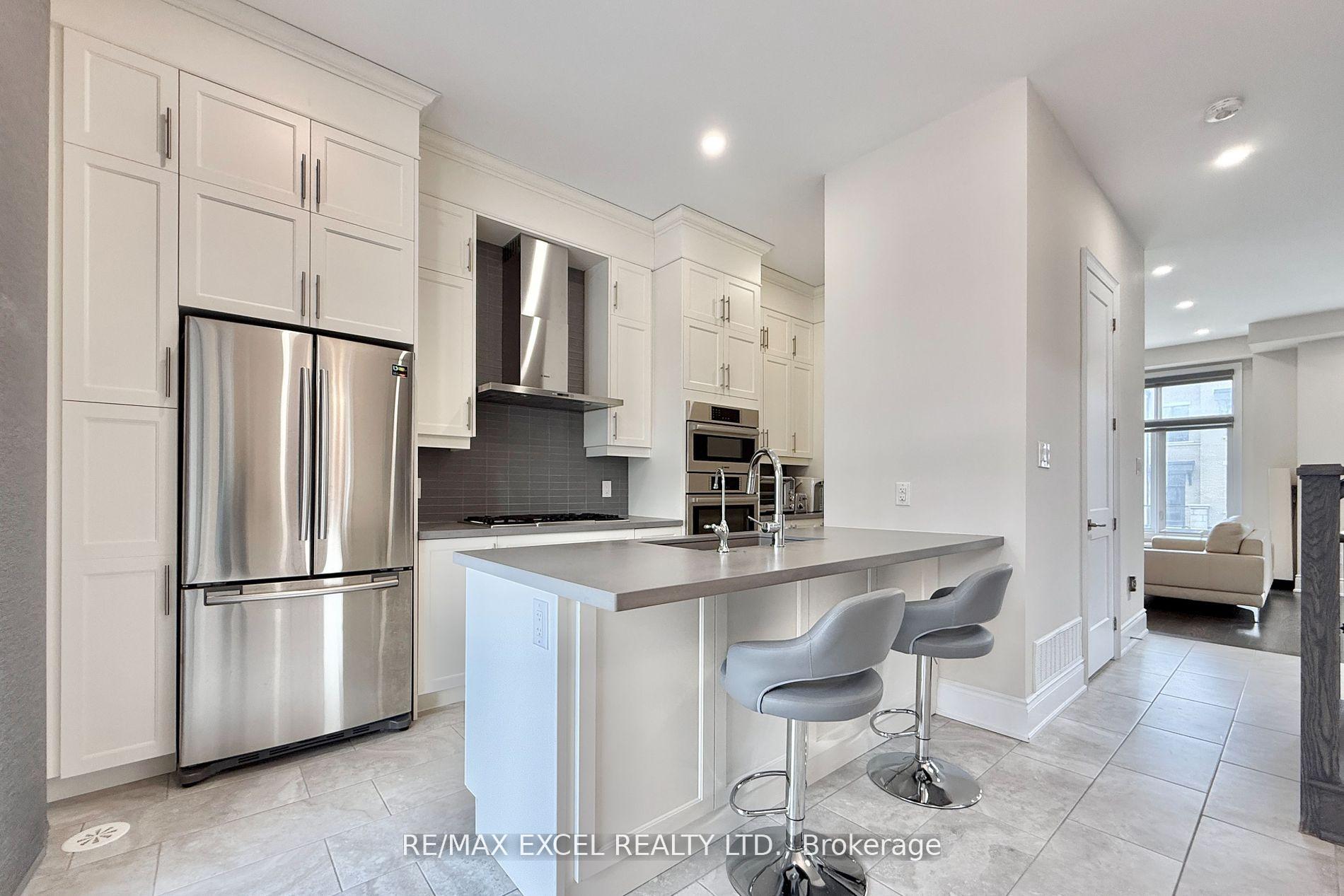 Photo 19 of 12 Aylin Crescent, Vaughan, Patterson — HOMEH