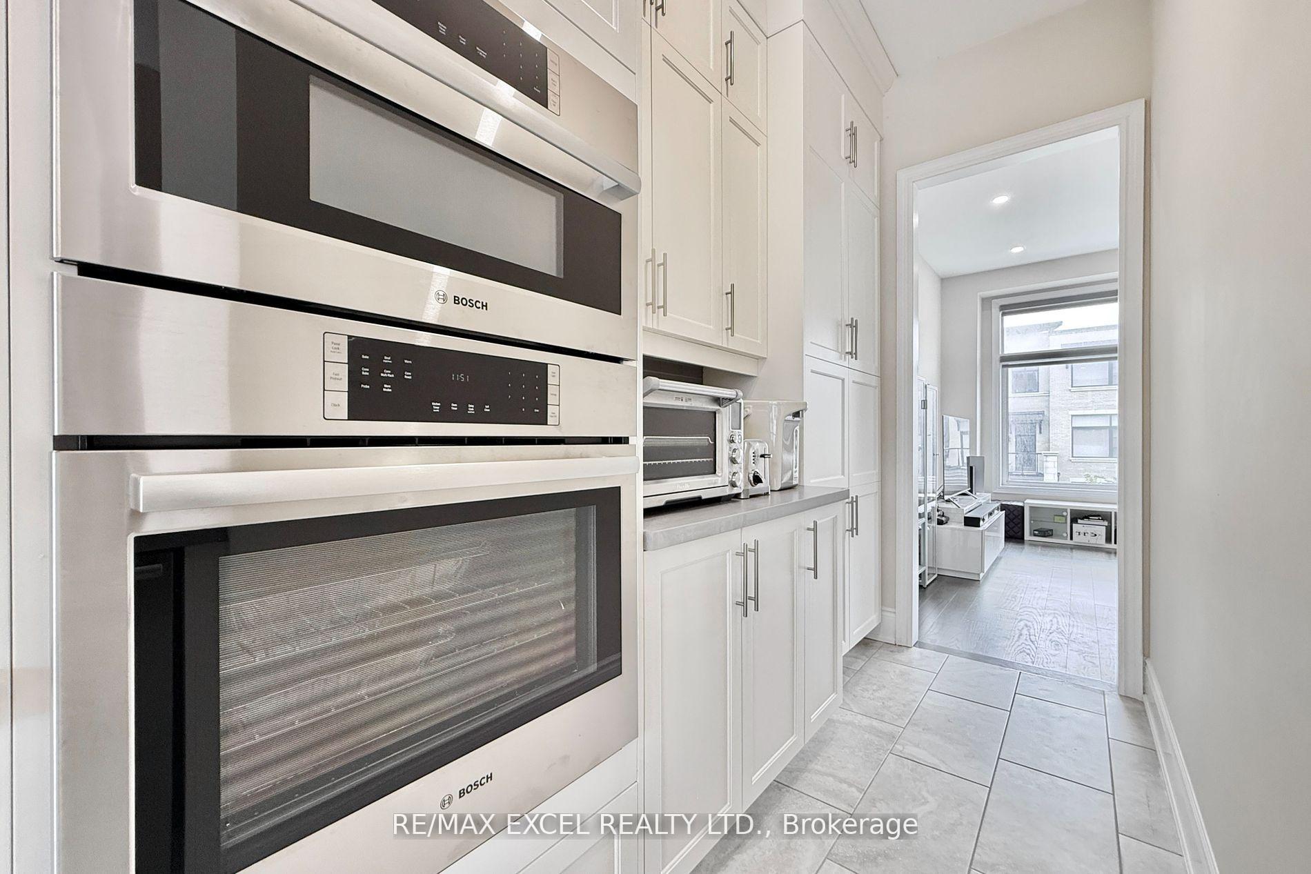 Photo 5 of 12 Aylin Crescent, Vaughan, Patterson — HOMEH